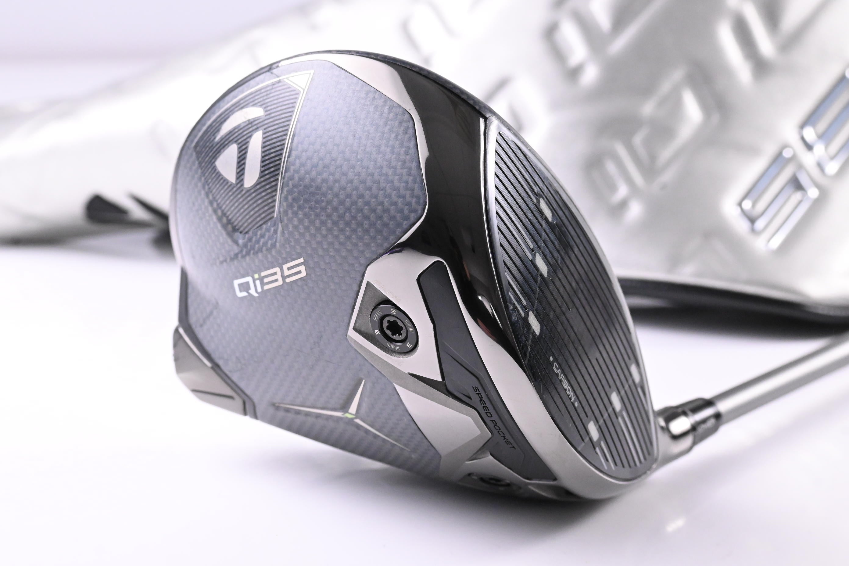 Taylormade Qi35 LS Driver / 9 Degree / Regular Flex Fujikura Air Speeder 50