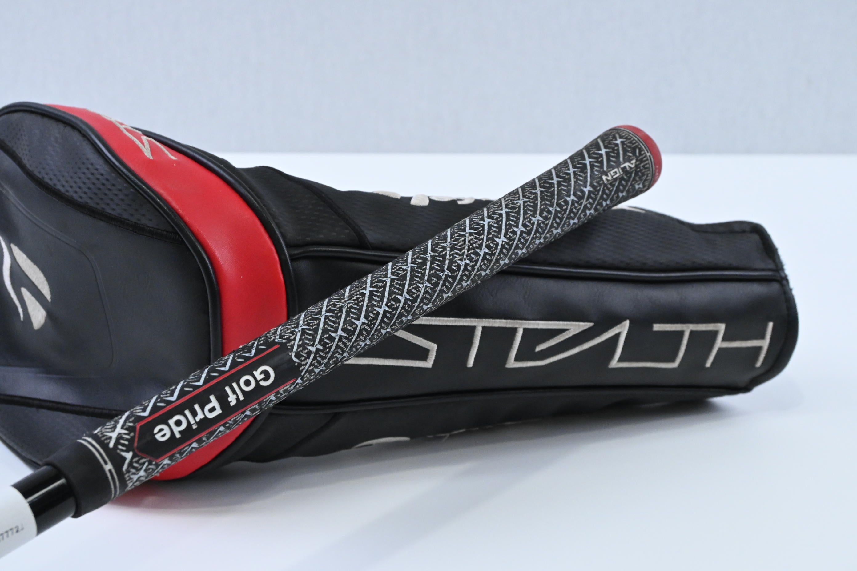 Taylormade Stealth Plus Driver / 9 Degree / X-Flex HZRDUS Smoke Black RDX 60