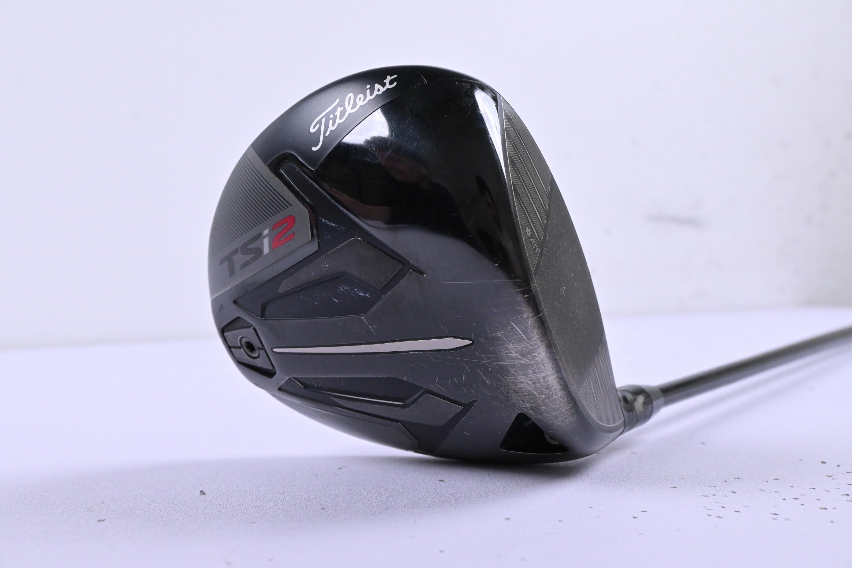 Titleist TSi2 Driver / 11 Degree / Stiff Flex Tensei AV Raw White 65 Shaft