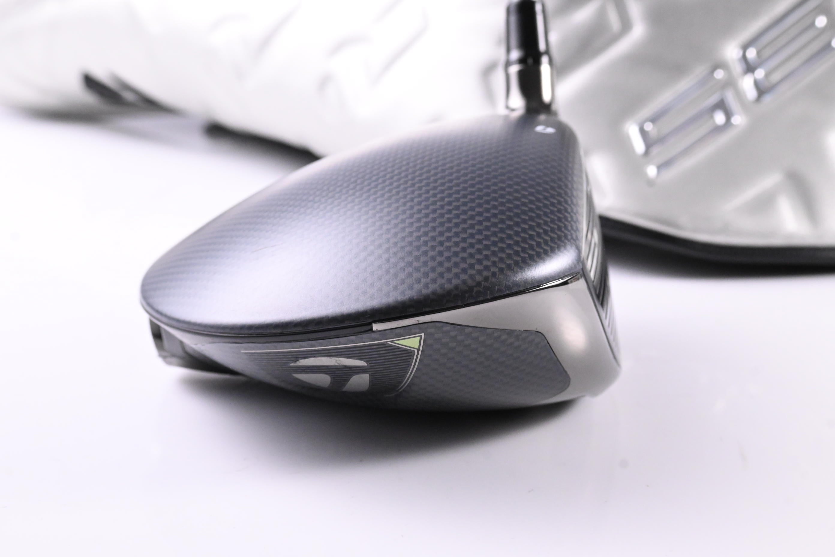 Taylormade Qi35 LS Driver / 9 Degree / Regular Flex Fujikura Air Speeder 50