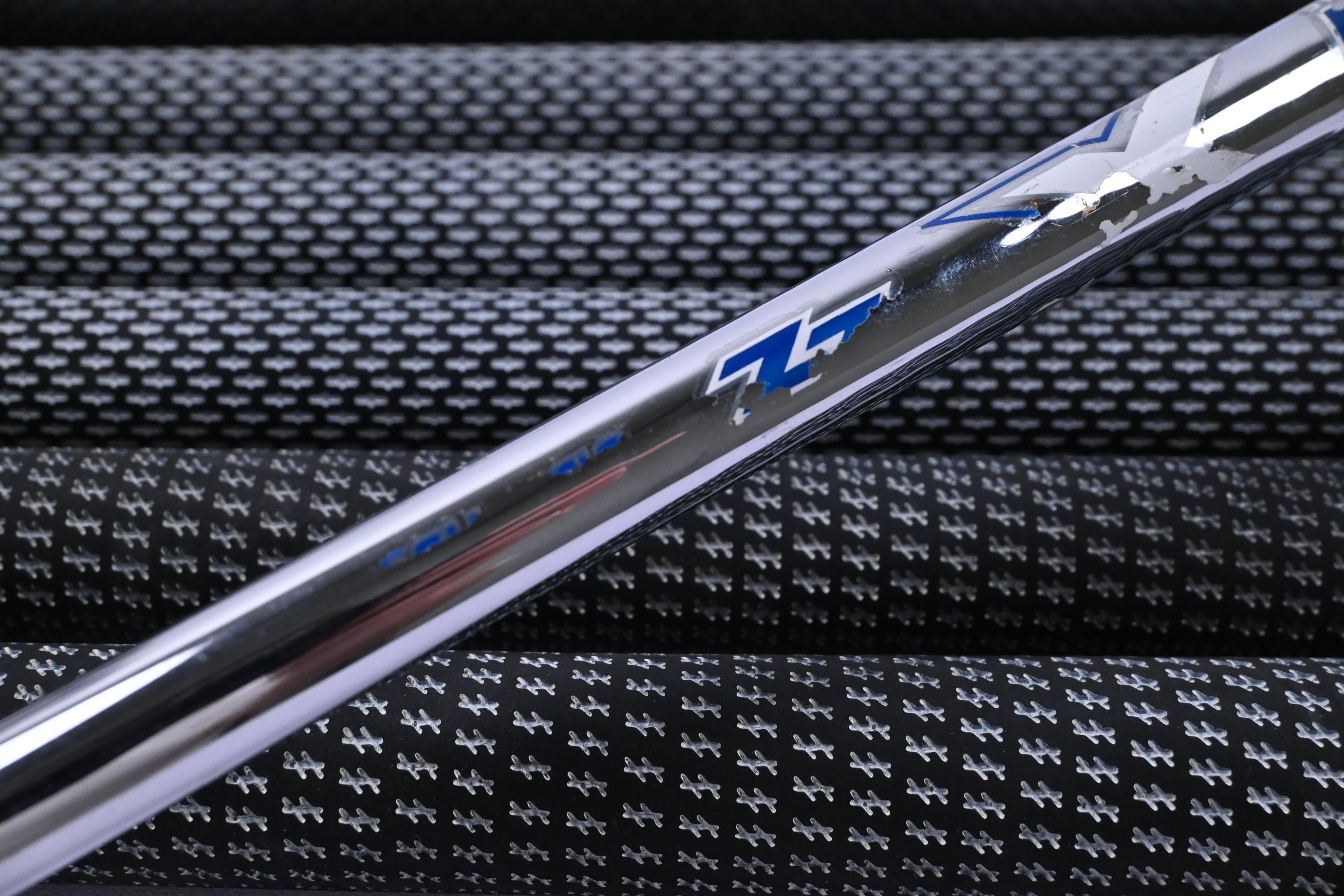 Ping G410 Irons / 5-PW+SW / Black Dot / Regular Plus Flex Project X LZ 115 Shafts