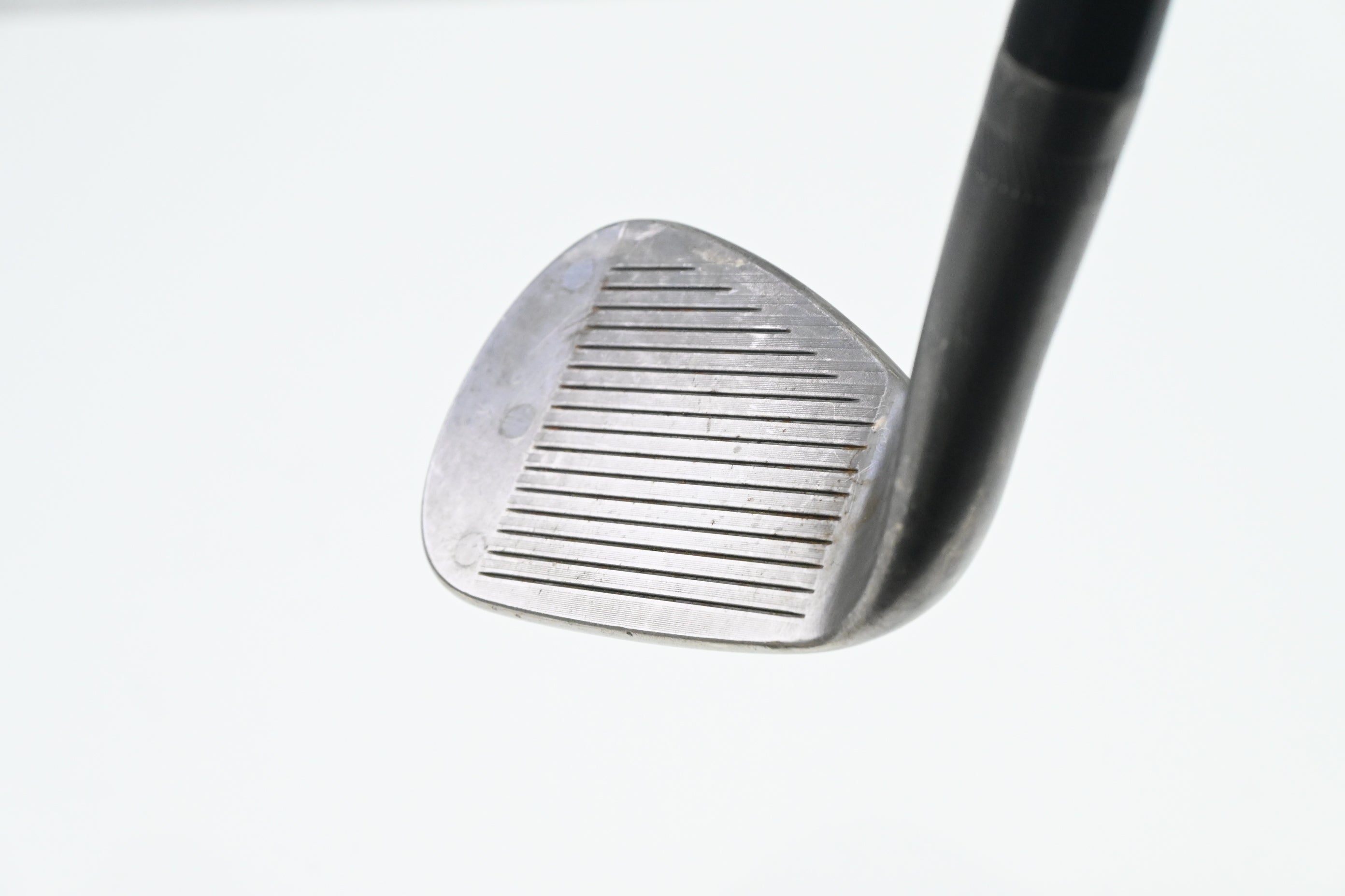 Titleist Vokey SM10 Gap Wedge / 50 Degree / Regular Flex AMT Red R300 Shaft