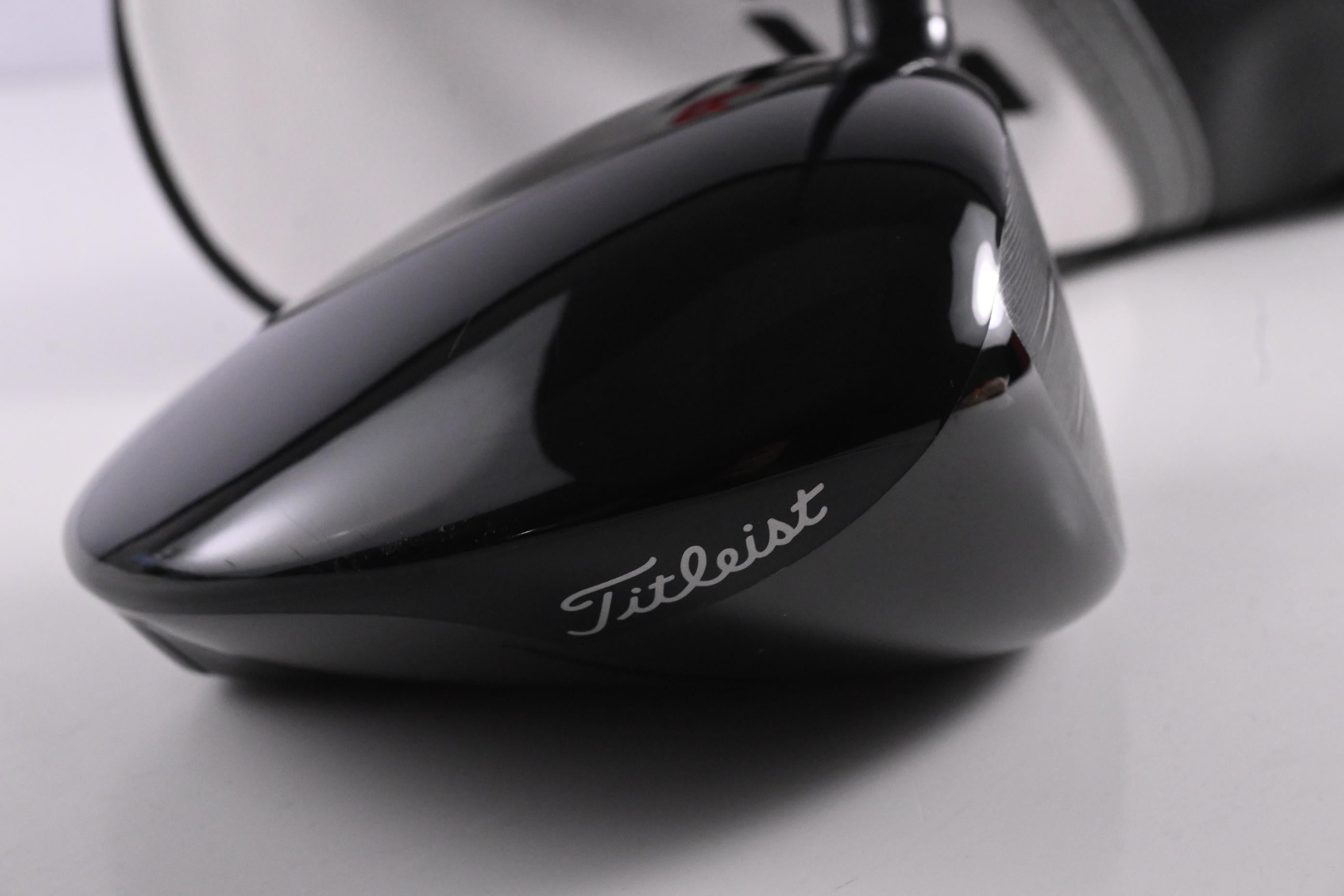 Titleist TSR2 Driver / 10 Degree / X-Flex Denali Charcoal 60 Shaft