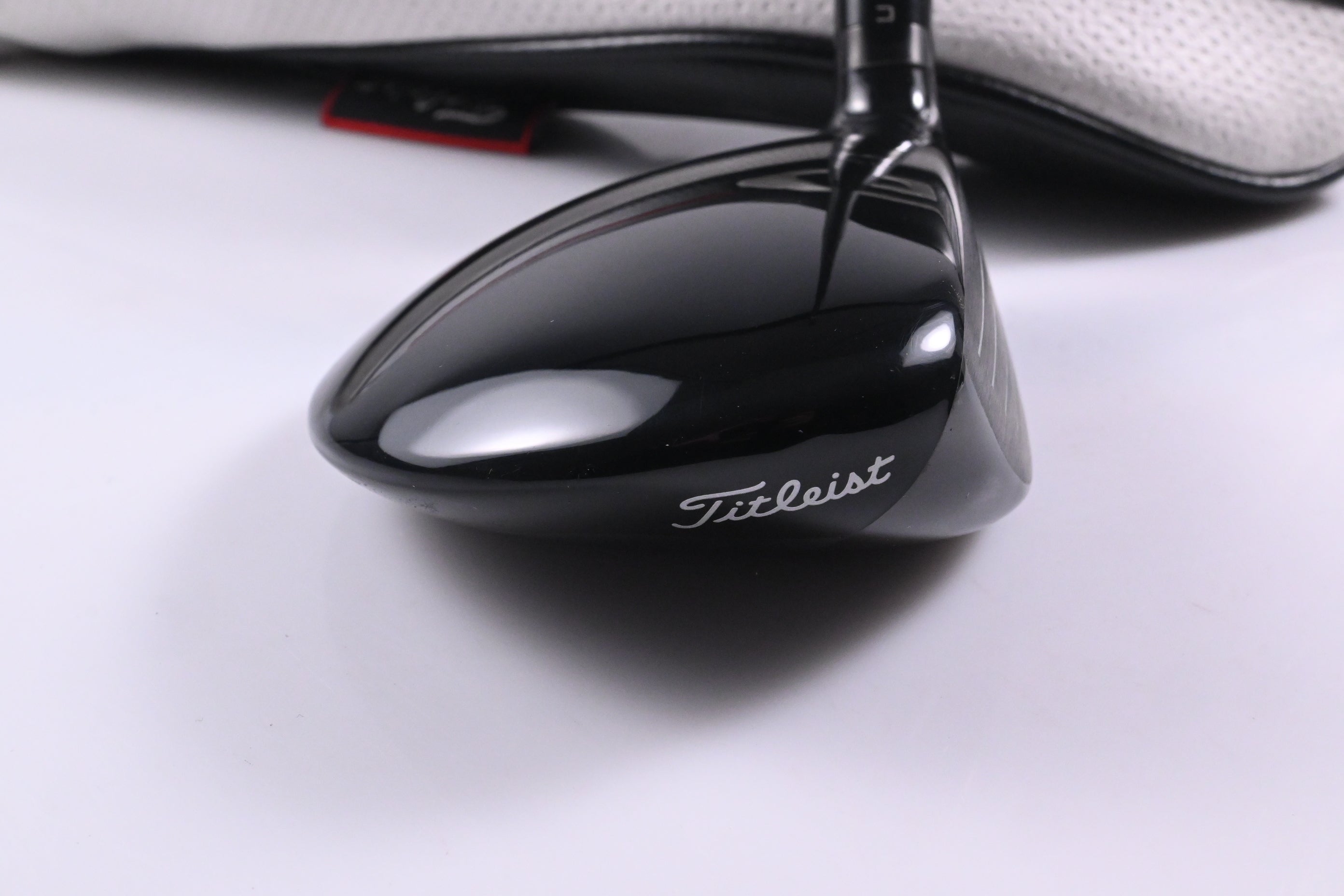 Titleist GT2 #3 Wood / 15 Degree / Stiff Flex Project X HZRDUS Black 70 Shaft