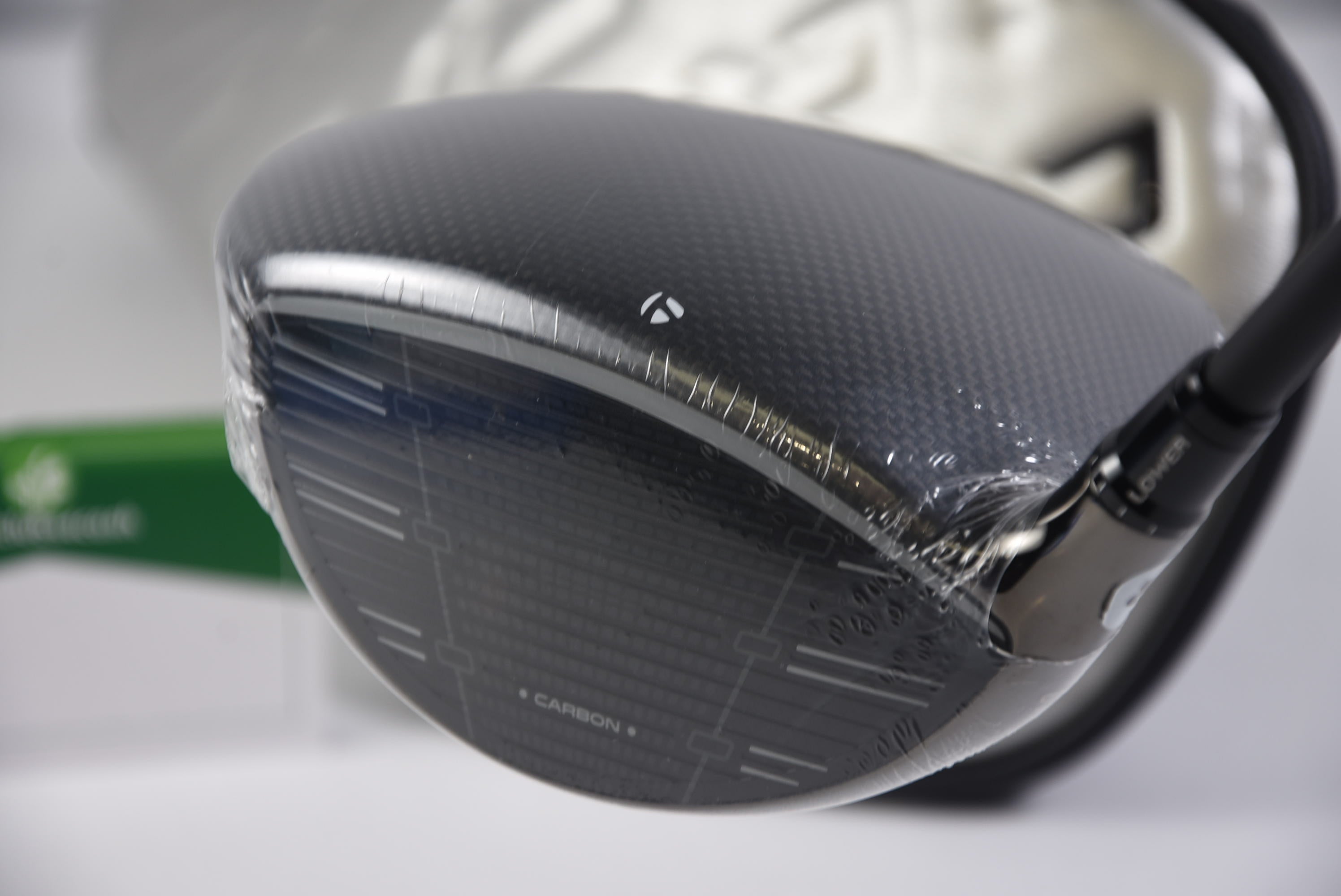 Taylormade Qi35 Driver / 10.5 Degree / Regular Shaft Fujikura Ventus Blue 5 Shaft