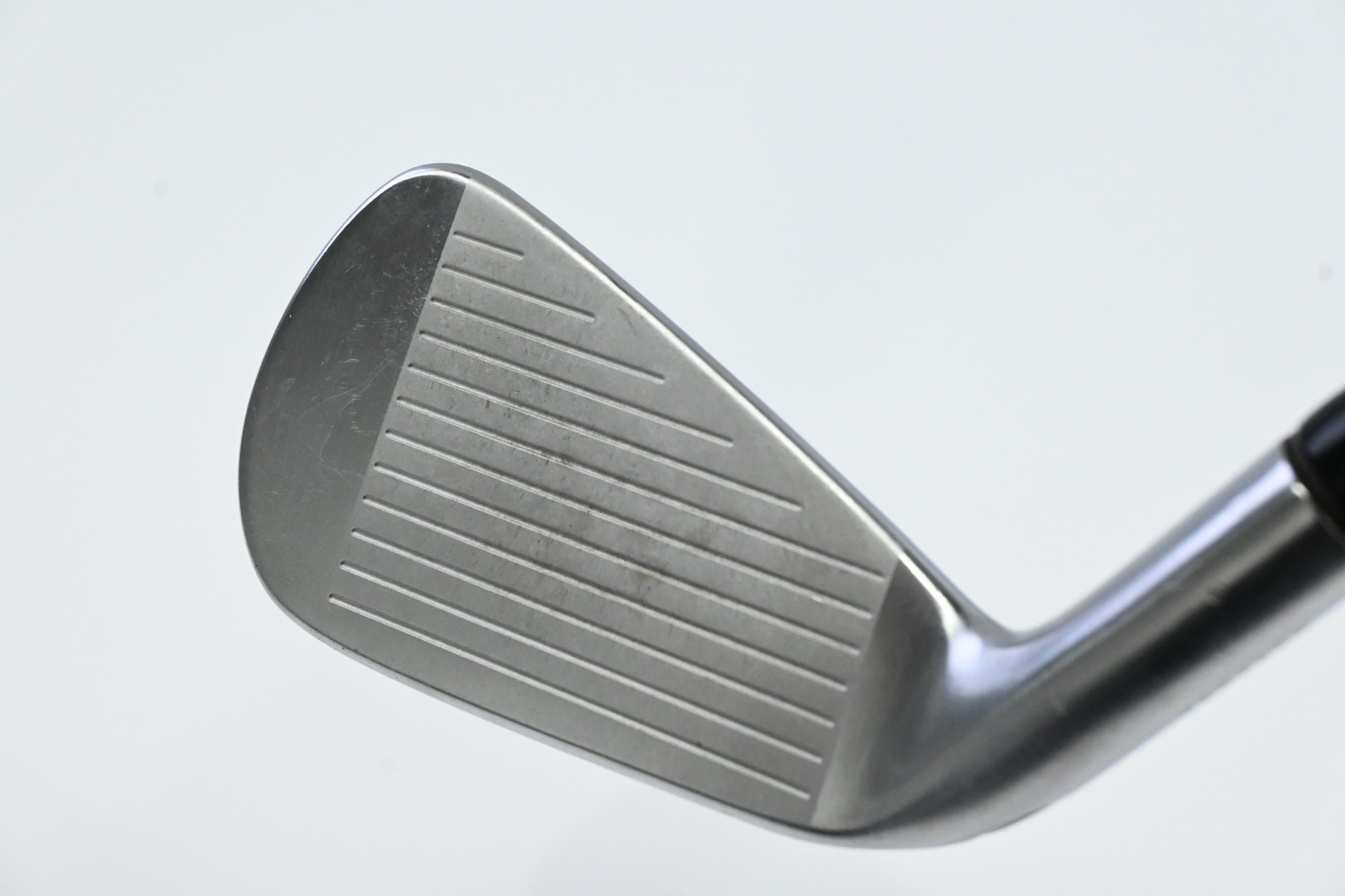 Titleist U500 #2 Iron / 17 Degree / X-Flex HZRDUS Smoke Black 90 Shaft