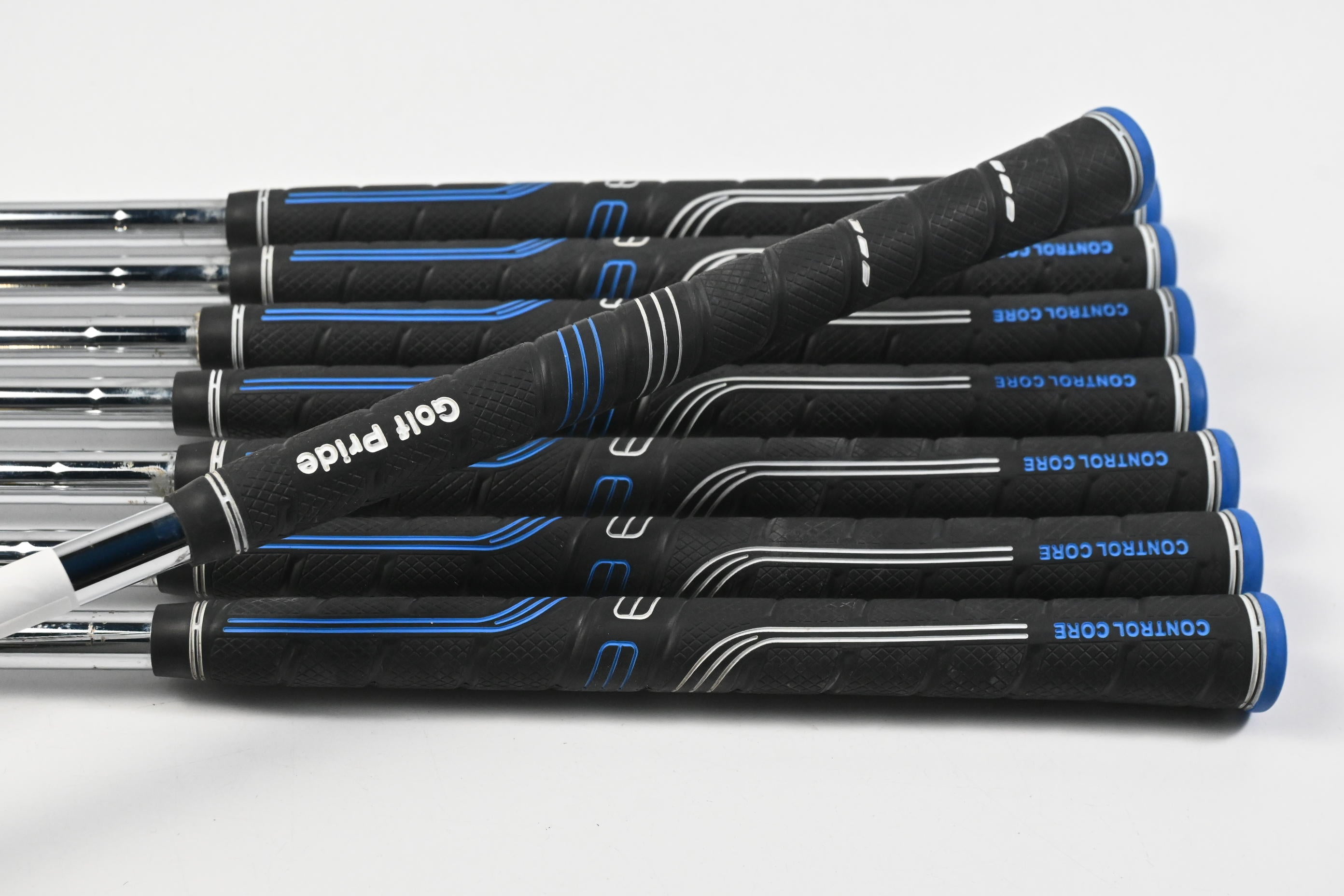 Mizuno MP-33 Irons / 3-PW / Stiff Flex Dynamic Gold S400 Steel Shafts