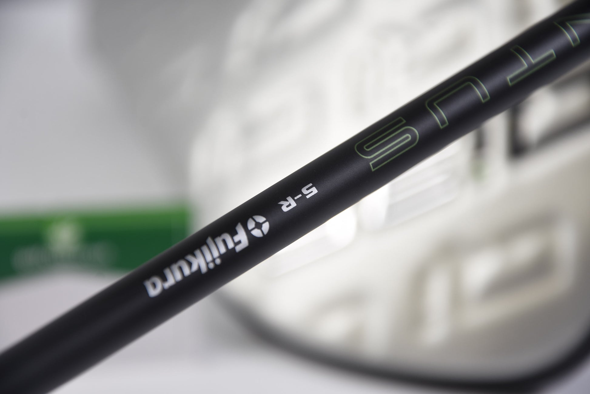 Taylormade Qi35 Driver / 10.5 Degree / Regular Shaft Fujikura Ventus Blue 5 Shaft