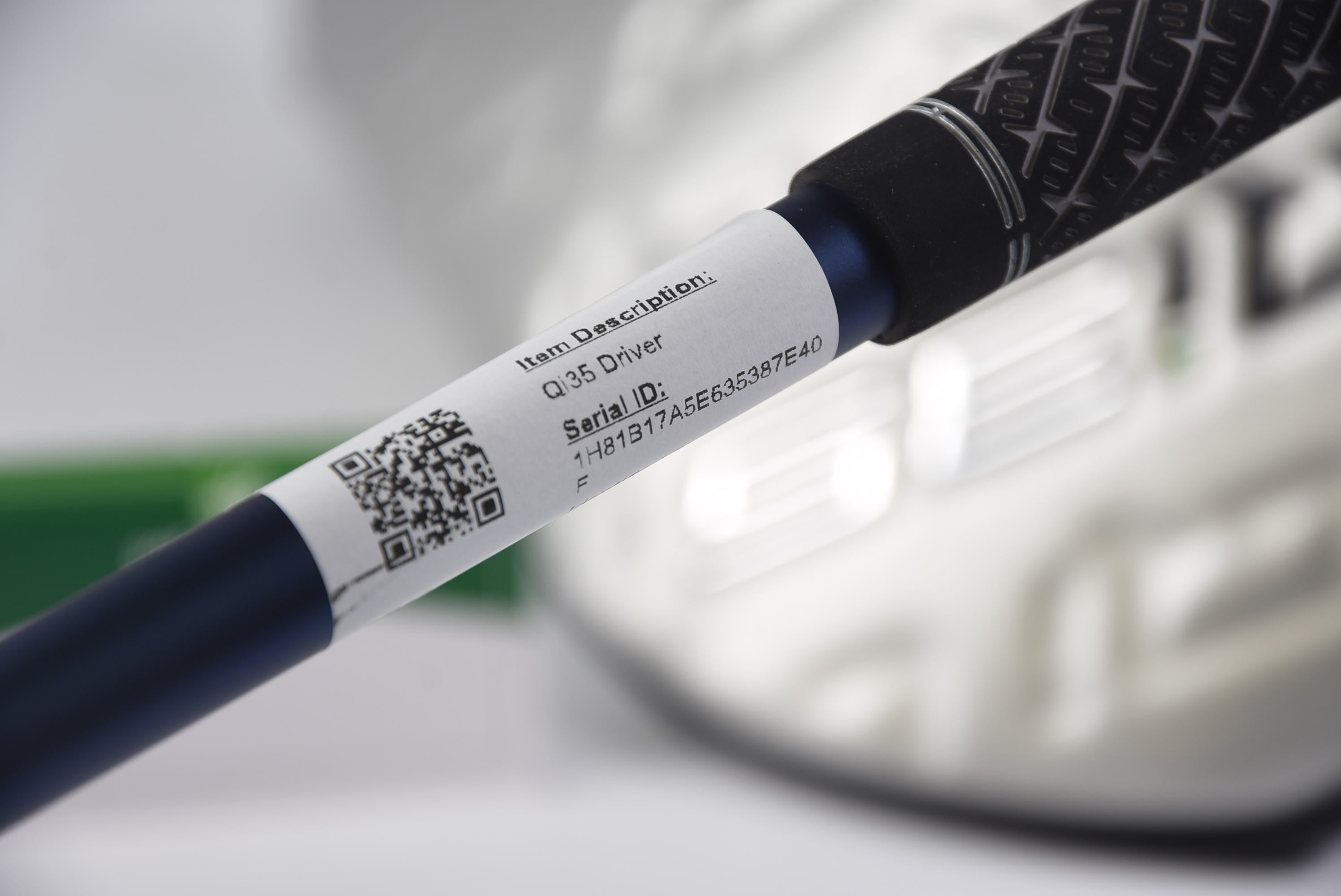 Taylormade Qi35 Driver / 10.5 Degree / Regular Shaft Fujikura Ventus Blue 5 Shaft