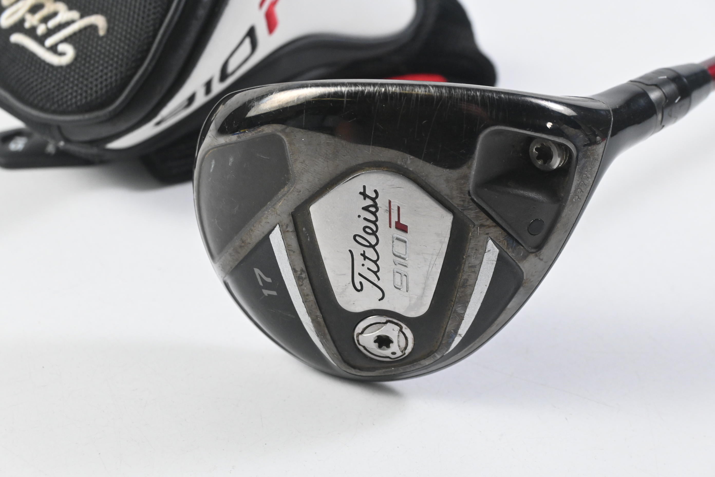 Titleist 910 F #4 Wood / 17 Degree / Stiff Flex Matrix Ozik Xcon-5 Shaft