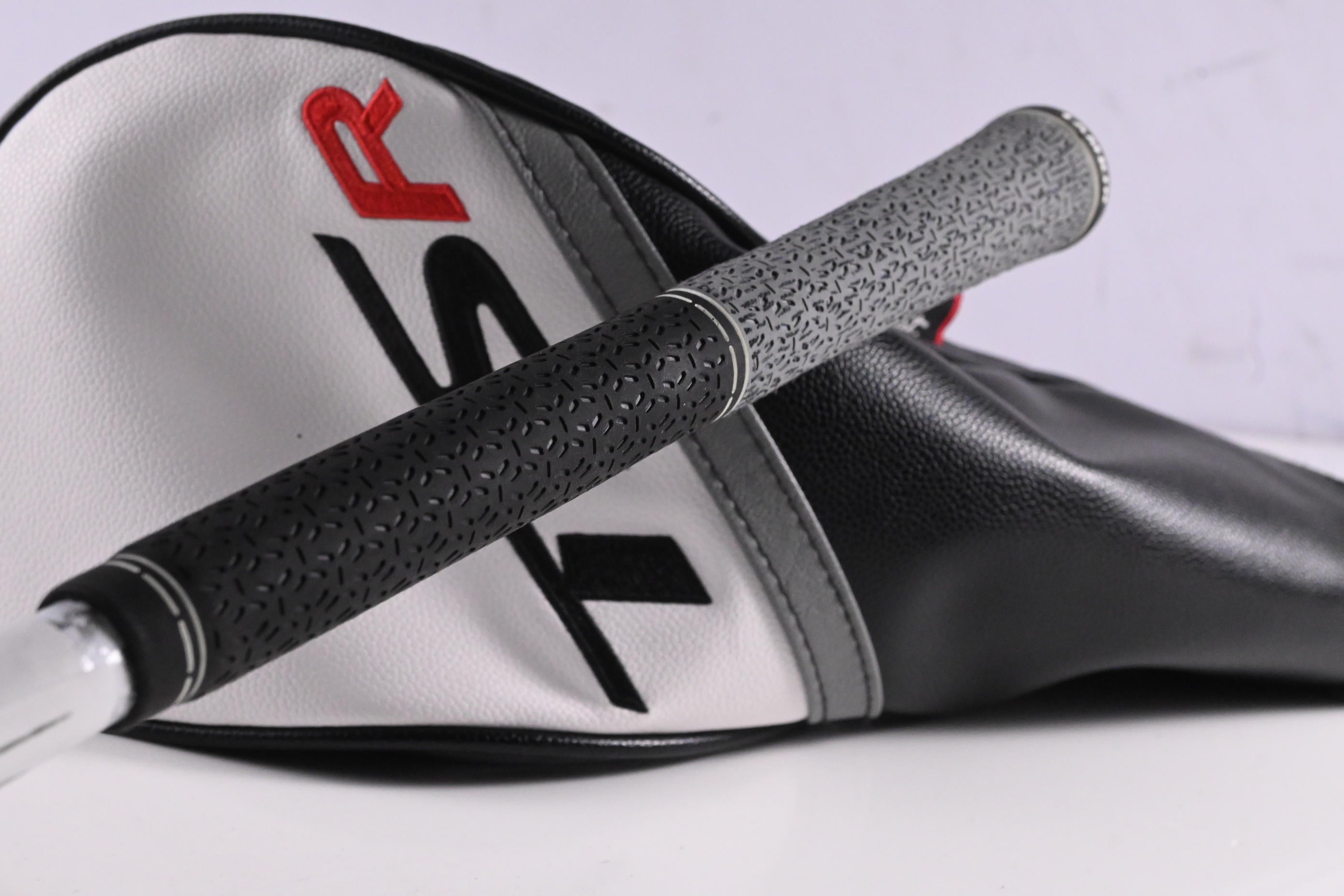 Titleist TSR2 Driver / 10 Degree / X-Flex Denali Charcoal 60 Shaft