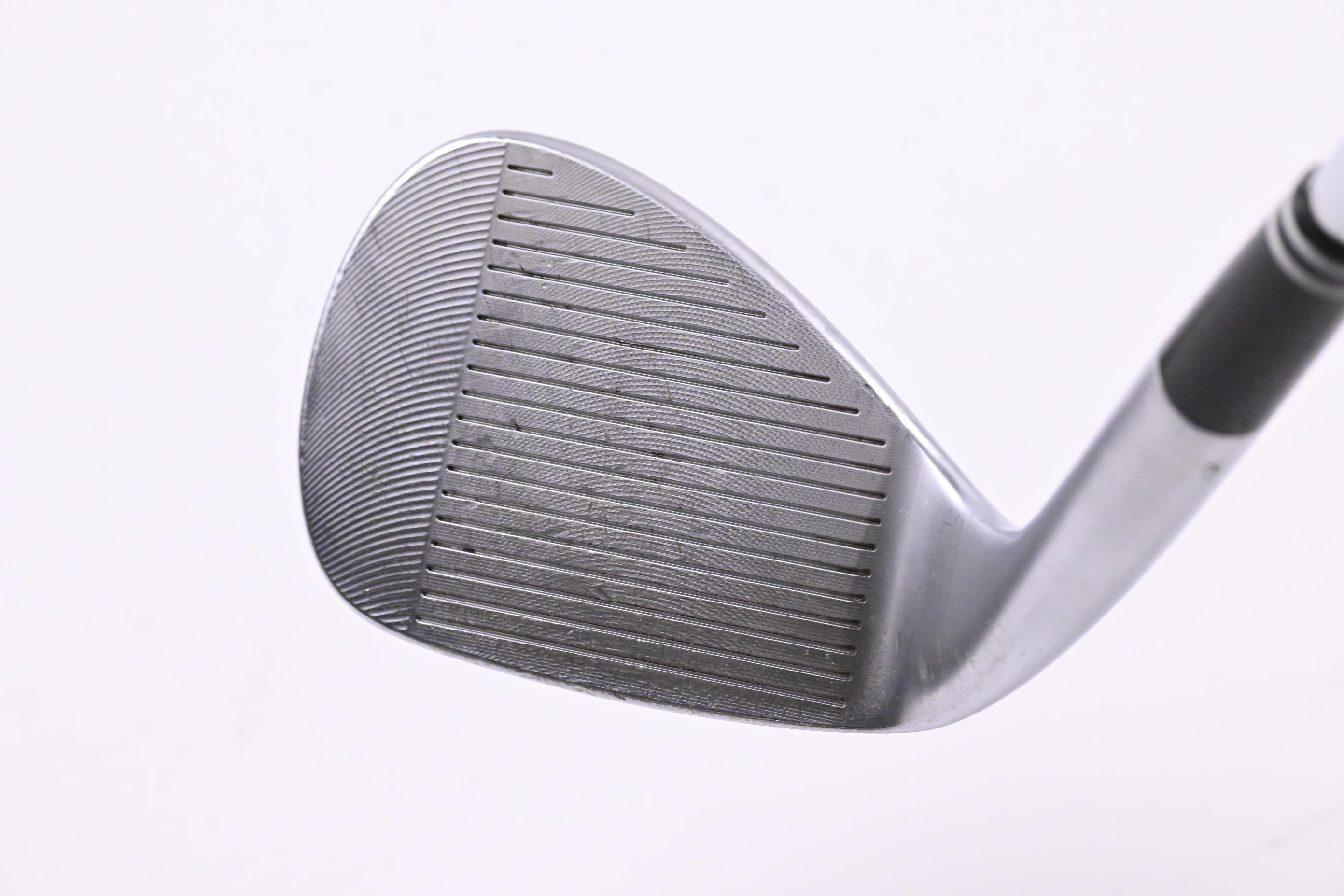 Cleveland RTX ZipCore Sand Wedge / 54 Degree / Wedge Flex Dynamic Gold Spinner