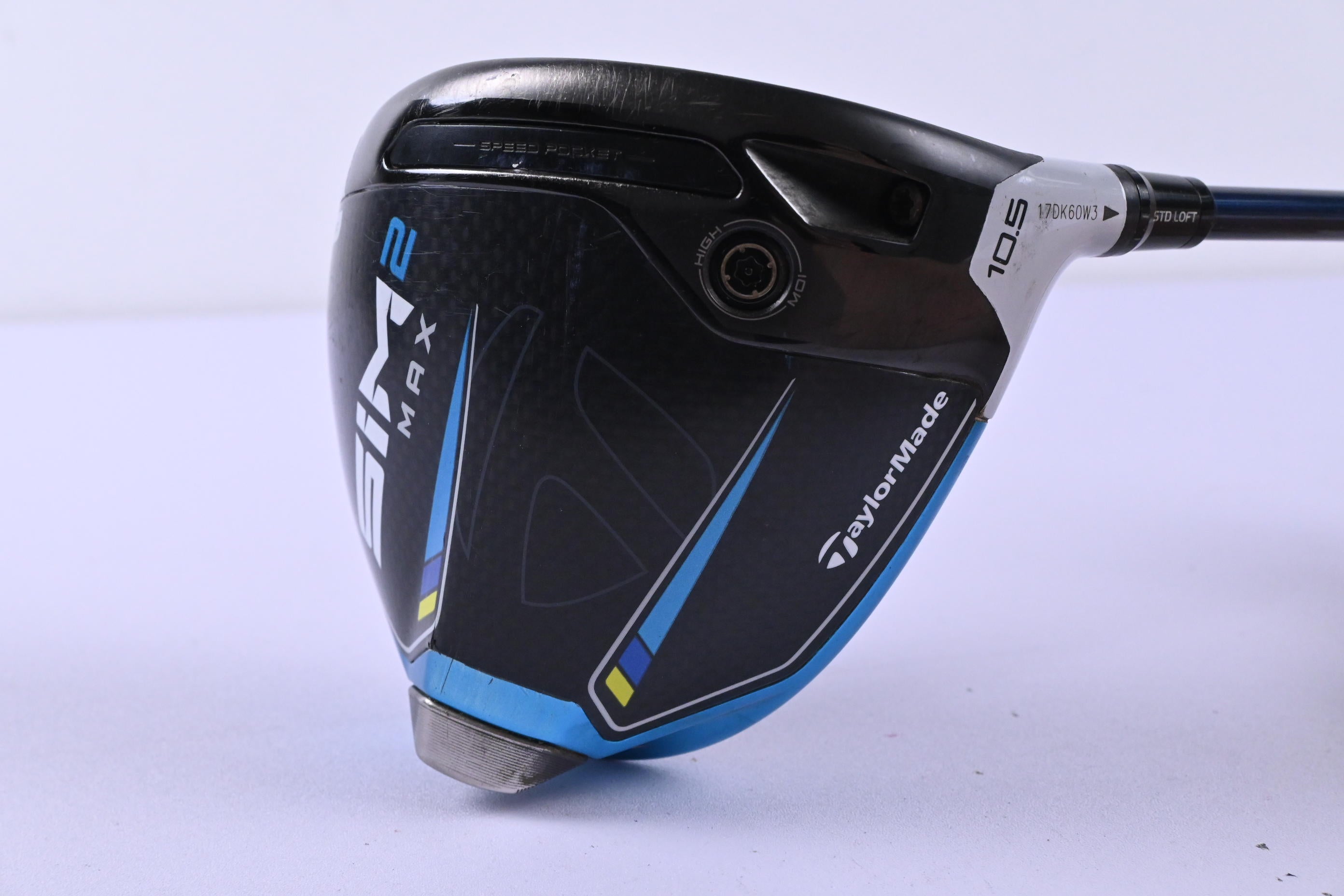 Taylormade SIM2 Max Driver / 10.5 Degree / Regular Flex Fujikura Ventus Blue 5