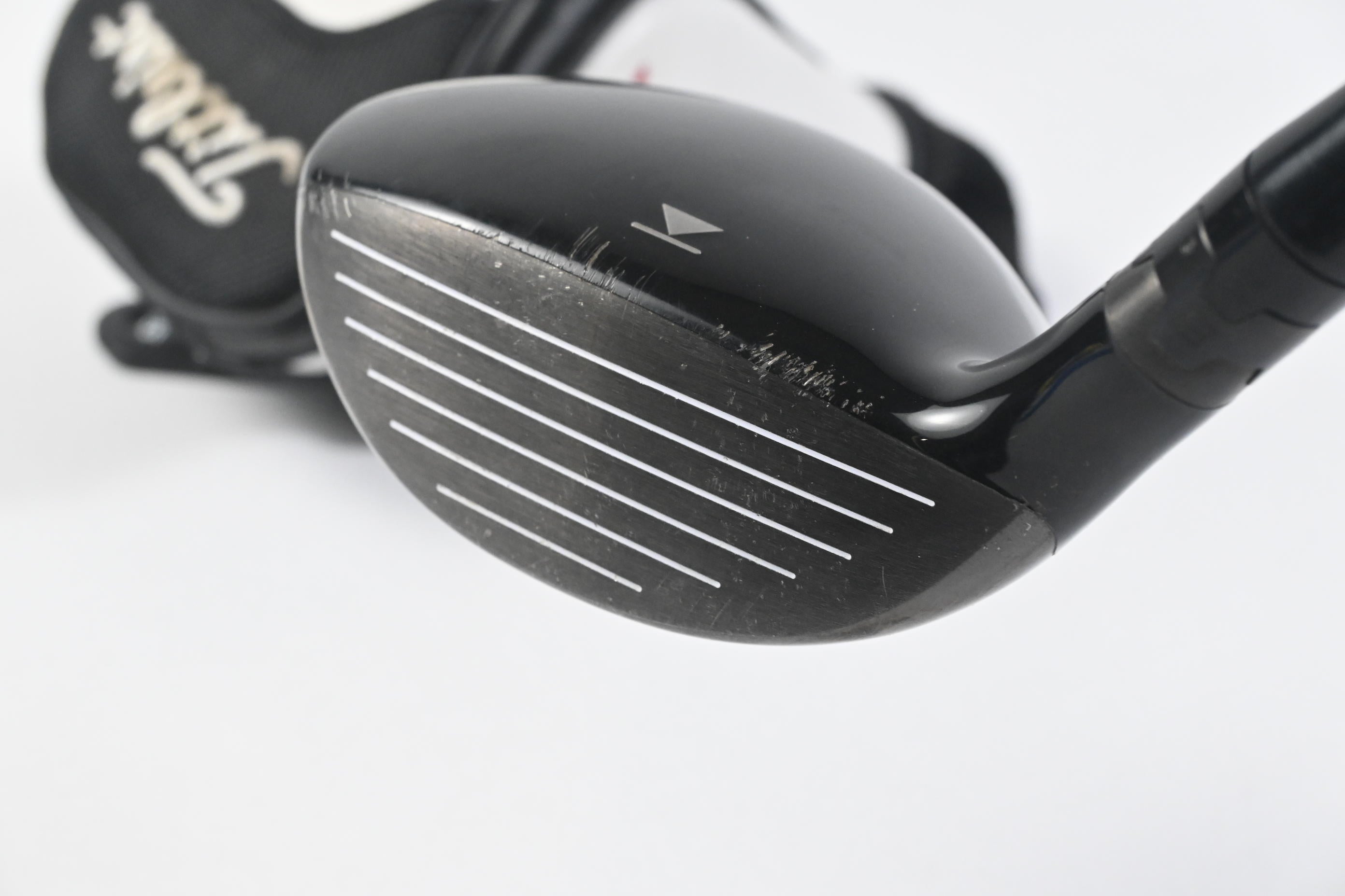 Titleist 910 F #4 Wood / 17 Degree / Stiff Flex Matrix Ozik Xcon-5 Shaft