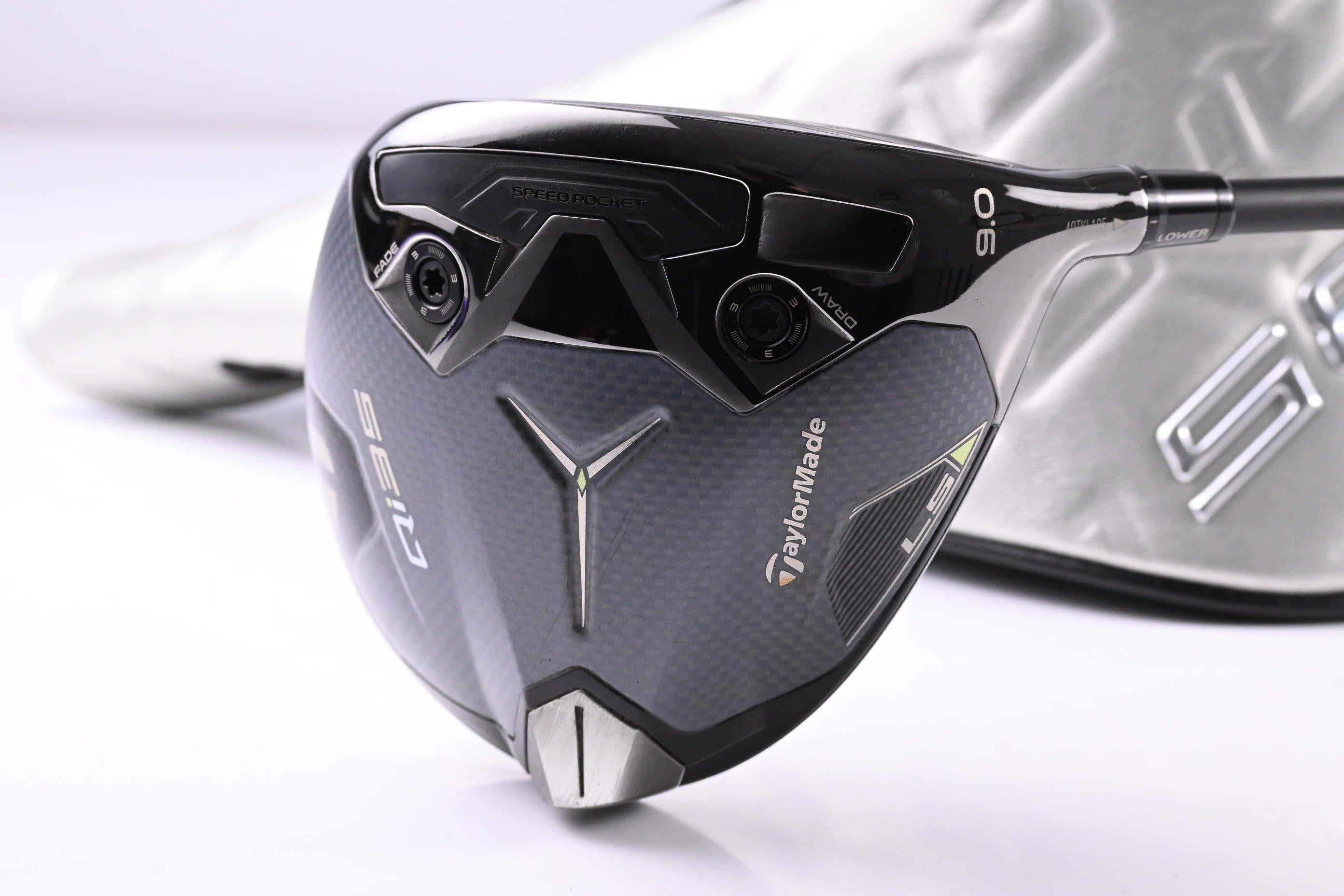 Taylormade Qi35 LS Driver / 9 Degree / Stiff Flex Kai'li Dark Waves Blue CB 60