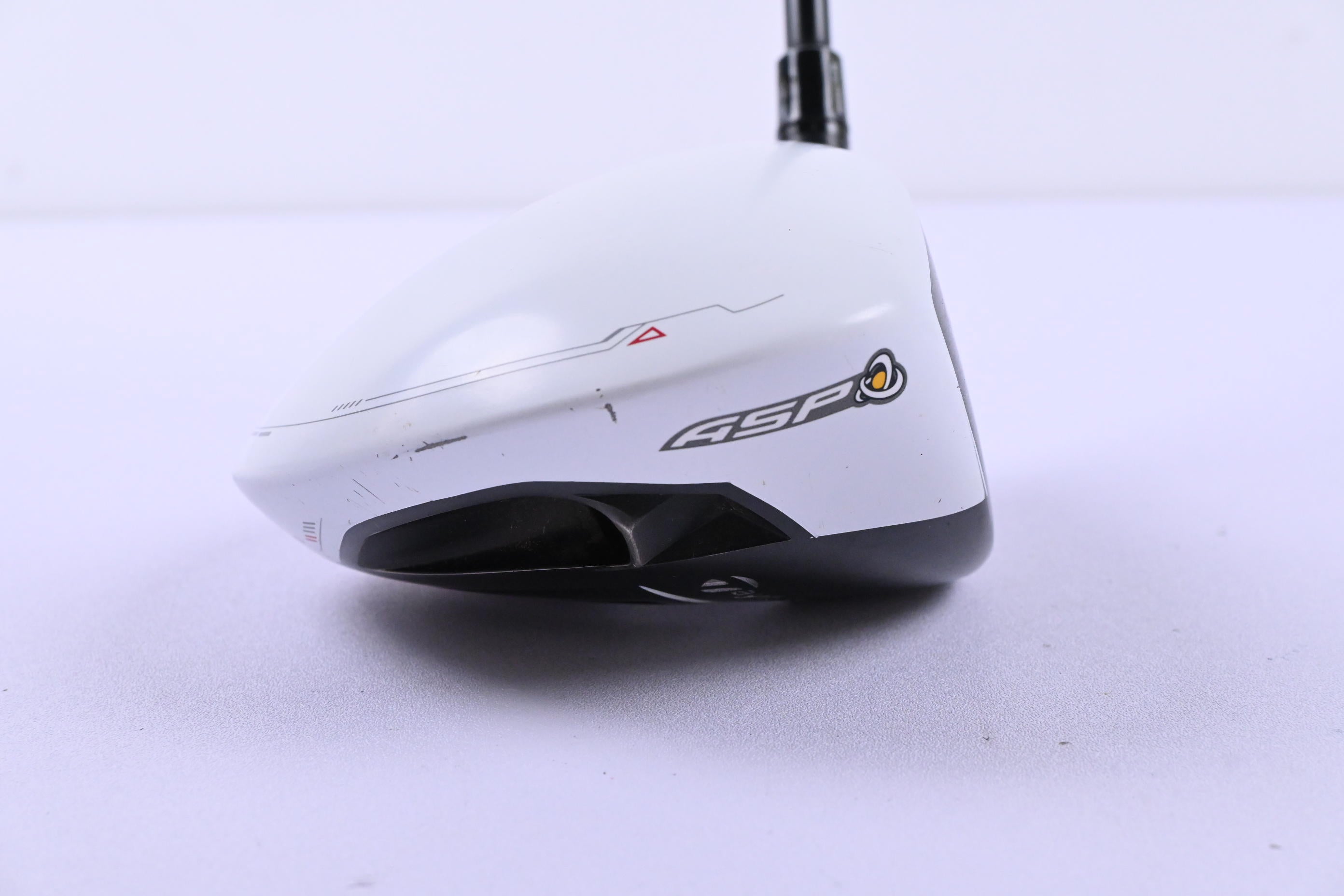 Taylormade R11 Driver / 10.5 Degree / Stiff Flex Fujikura Blur 60 Shaft