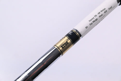 Honma TW-W4 Gap Wedge / 52 Degree / Stiff Flex Dynamic Gold S200 Shaft