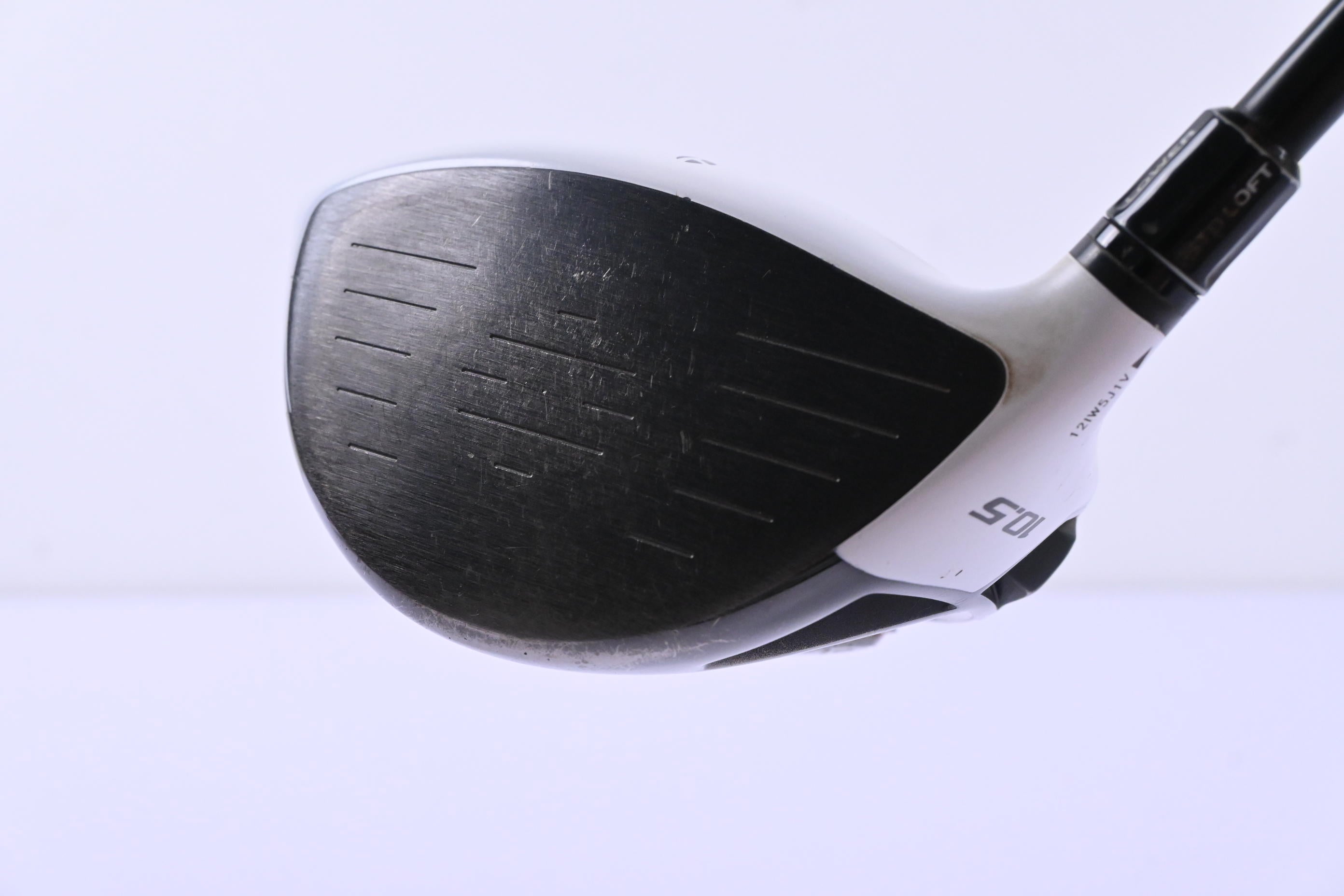 Taylormade R11 Driver / 10.5 Degree / Stiff Flex Fujikura Blur 60 Shaft