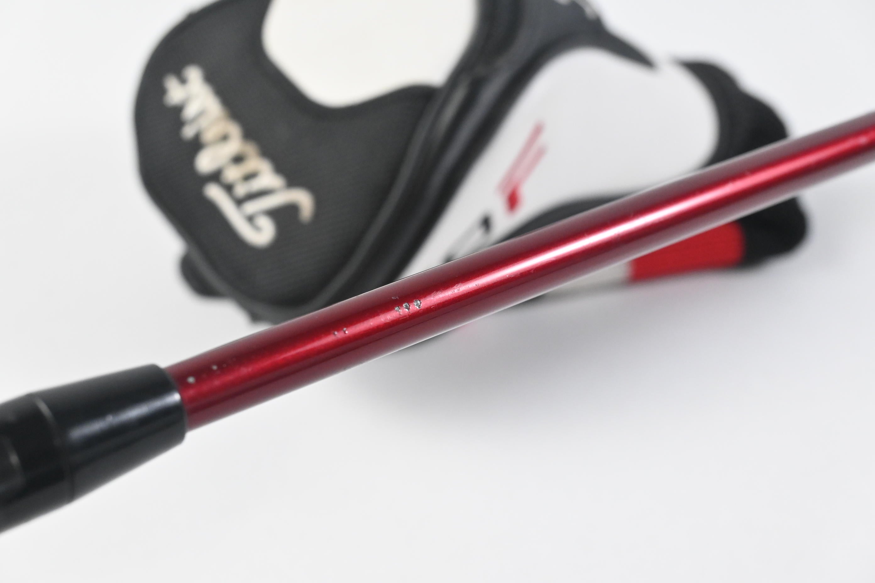 Titleist 910 F #4 Wood / 17 Degree / Stiff Flex Matrix Ozik Xcon-5 Shaft