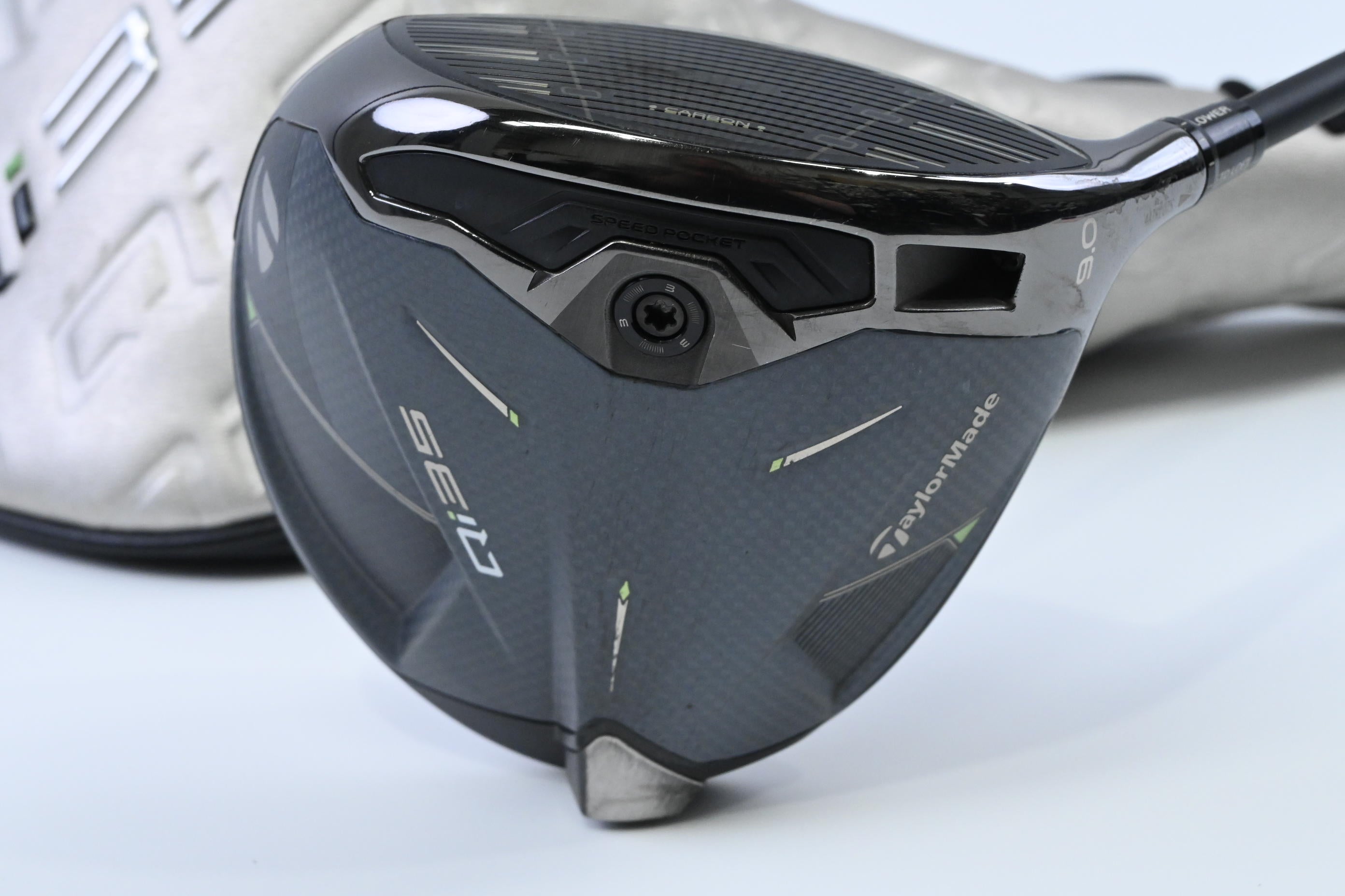 Taylormade Qi35 Driver / 9 Degree / Stiff Flex Kai'li Dark Waves Blue CB 60