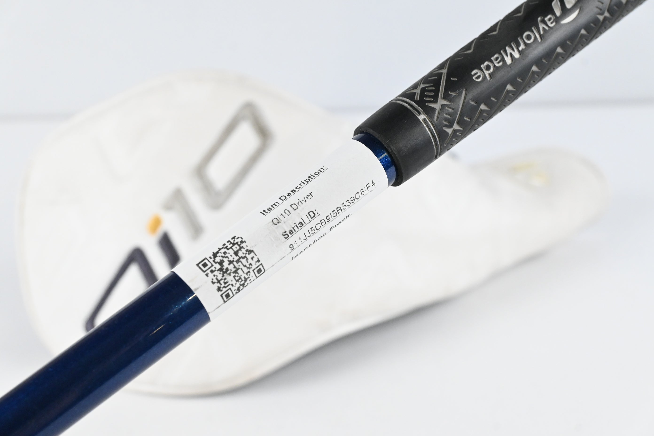 Taylormade Qi10 Driver / 10.5 Degree / Regular Flex Ventus TR Blue 5 Shaft