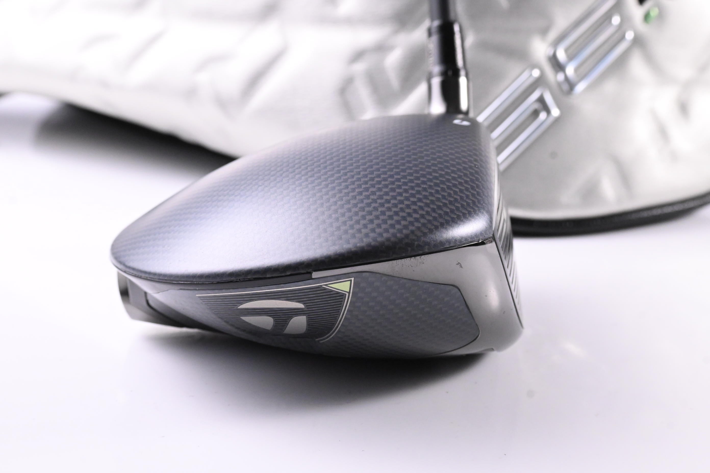 Taylormade Qi35 LS Driver / 9 Degree / Stiff Flex Kai'li Dark Waves Blue CB 60