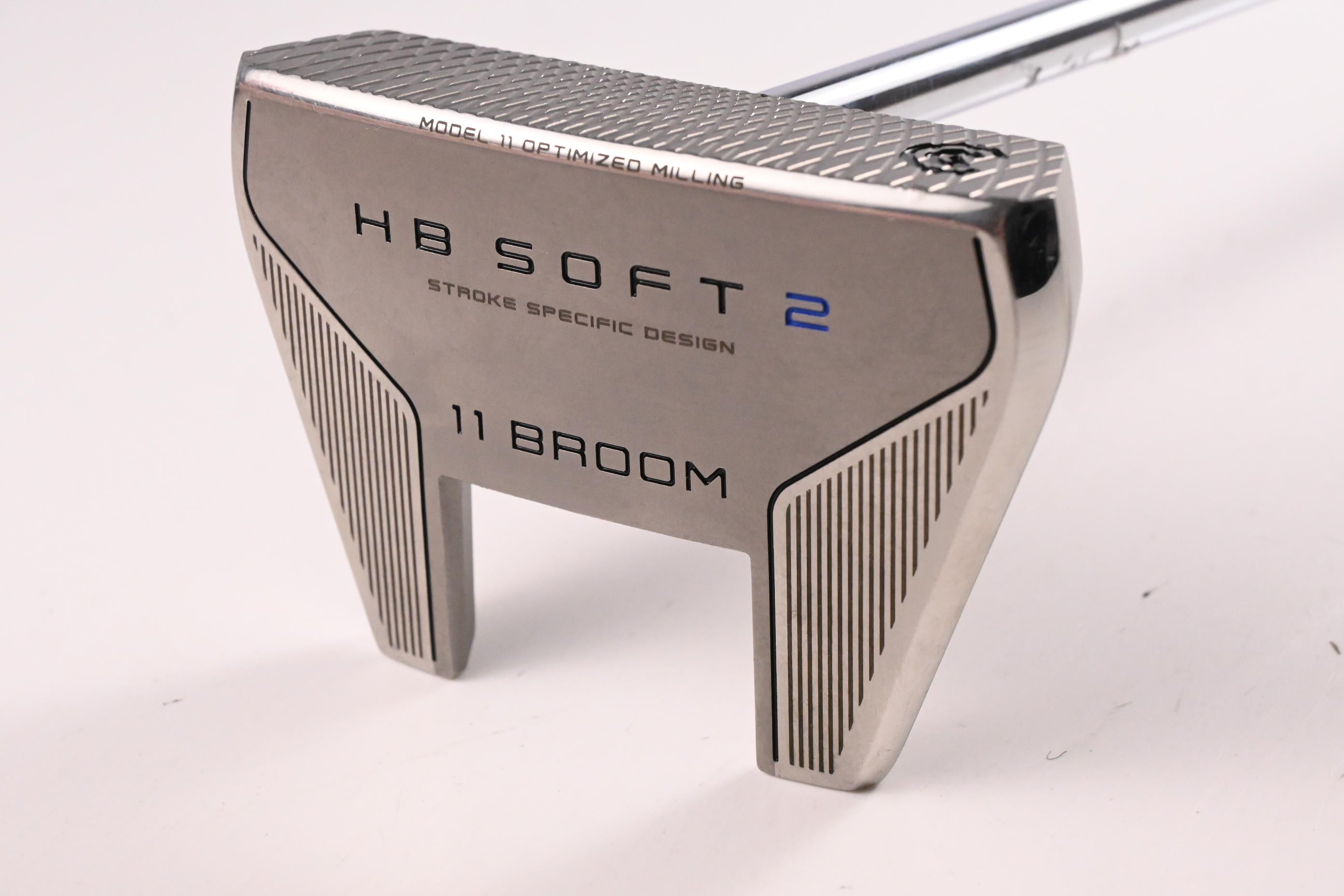Cleveland HB Soft 2 #11 Broomstick Putter / 48 Inch