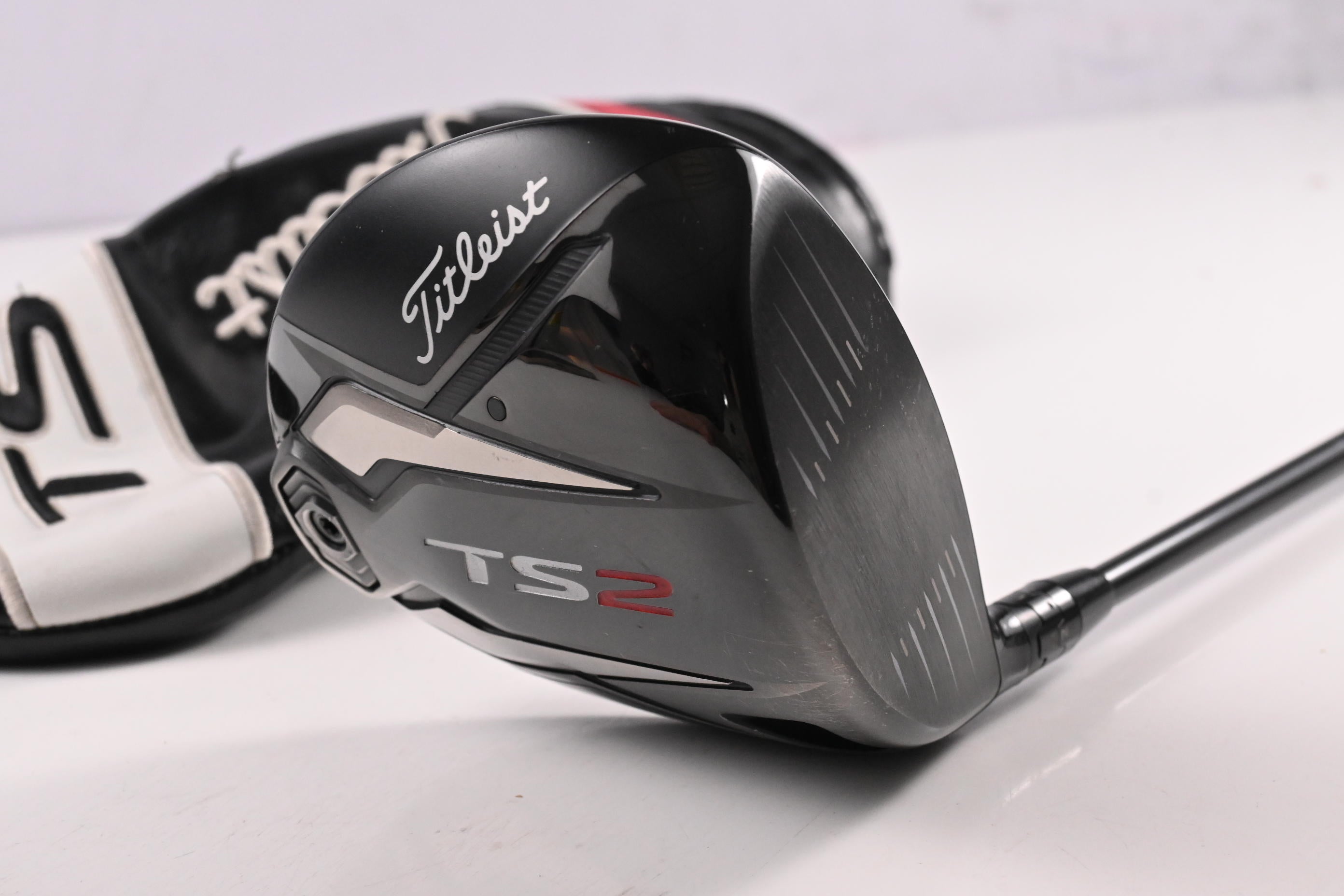 Titleist TS2 Driver / 10.5 Degree / Regular Flex Tensei AV Blue 55 Shaft w/ SFW