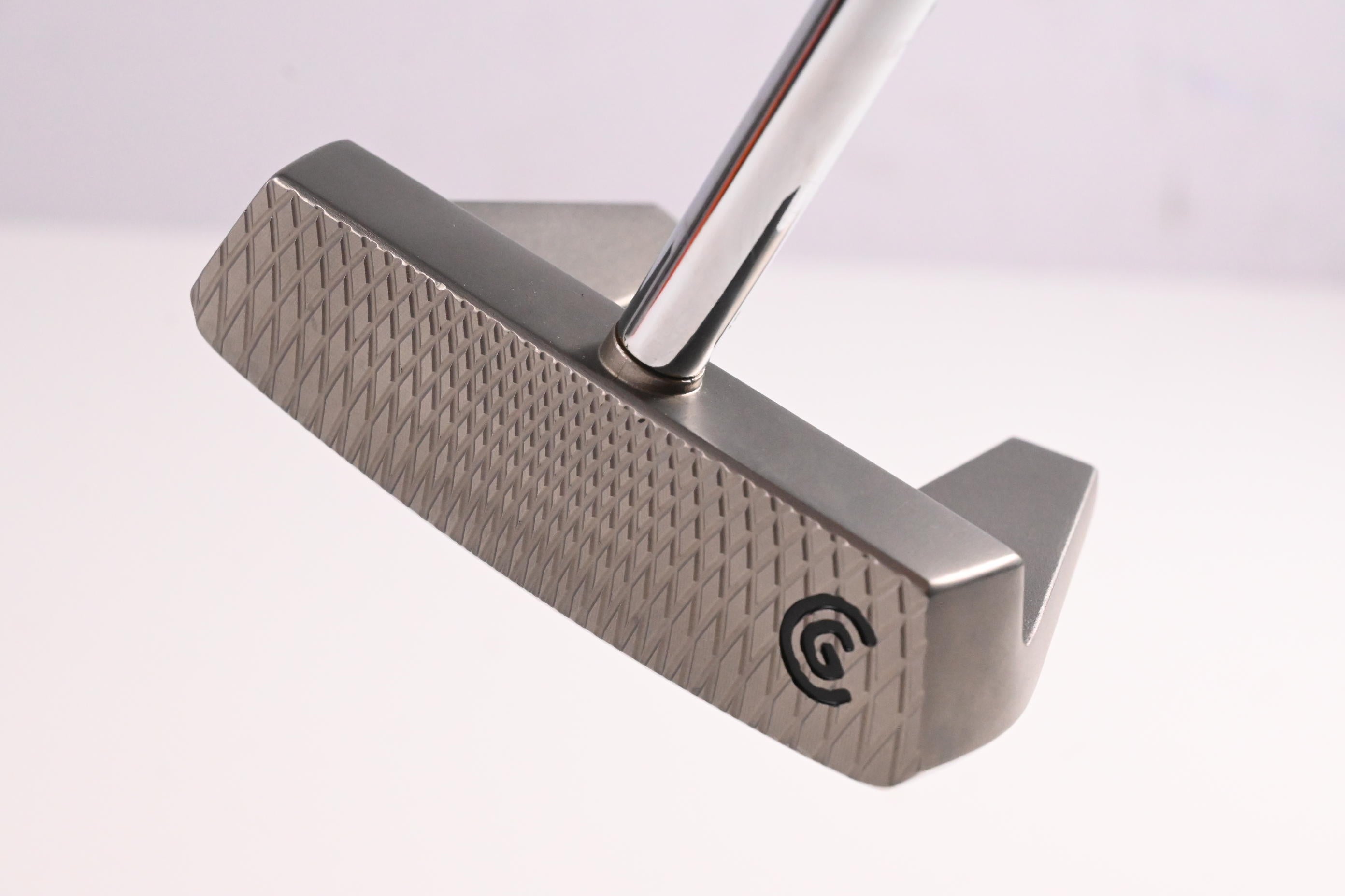 Cleveland HB Soft 2 #11 Broomstick Putter / 48 Inch