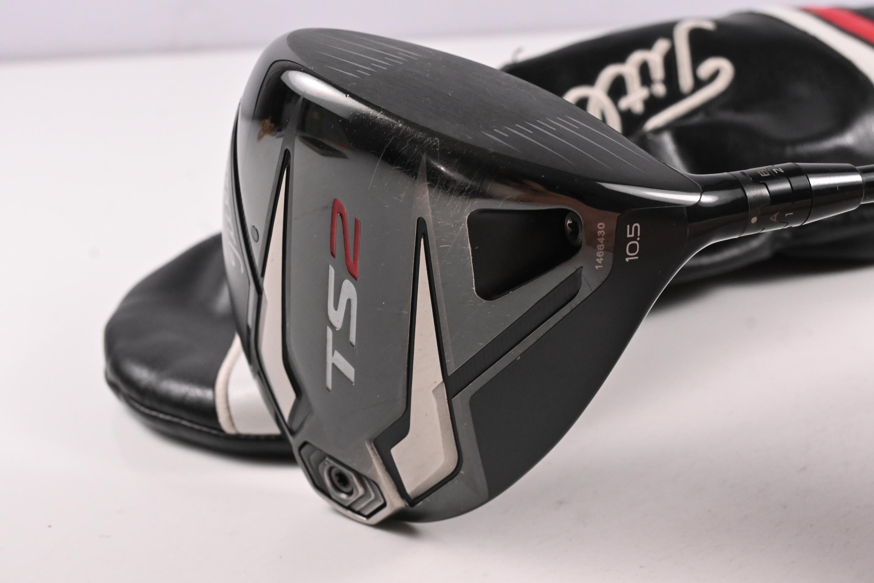Titleist TS2 Driver / 10.5 Degree / Regular Flex Tensei AV Blue 55 Shaft w/ SFW