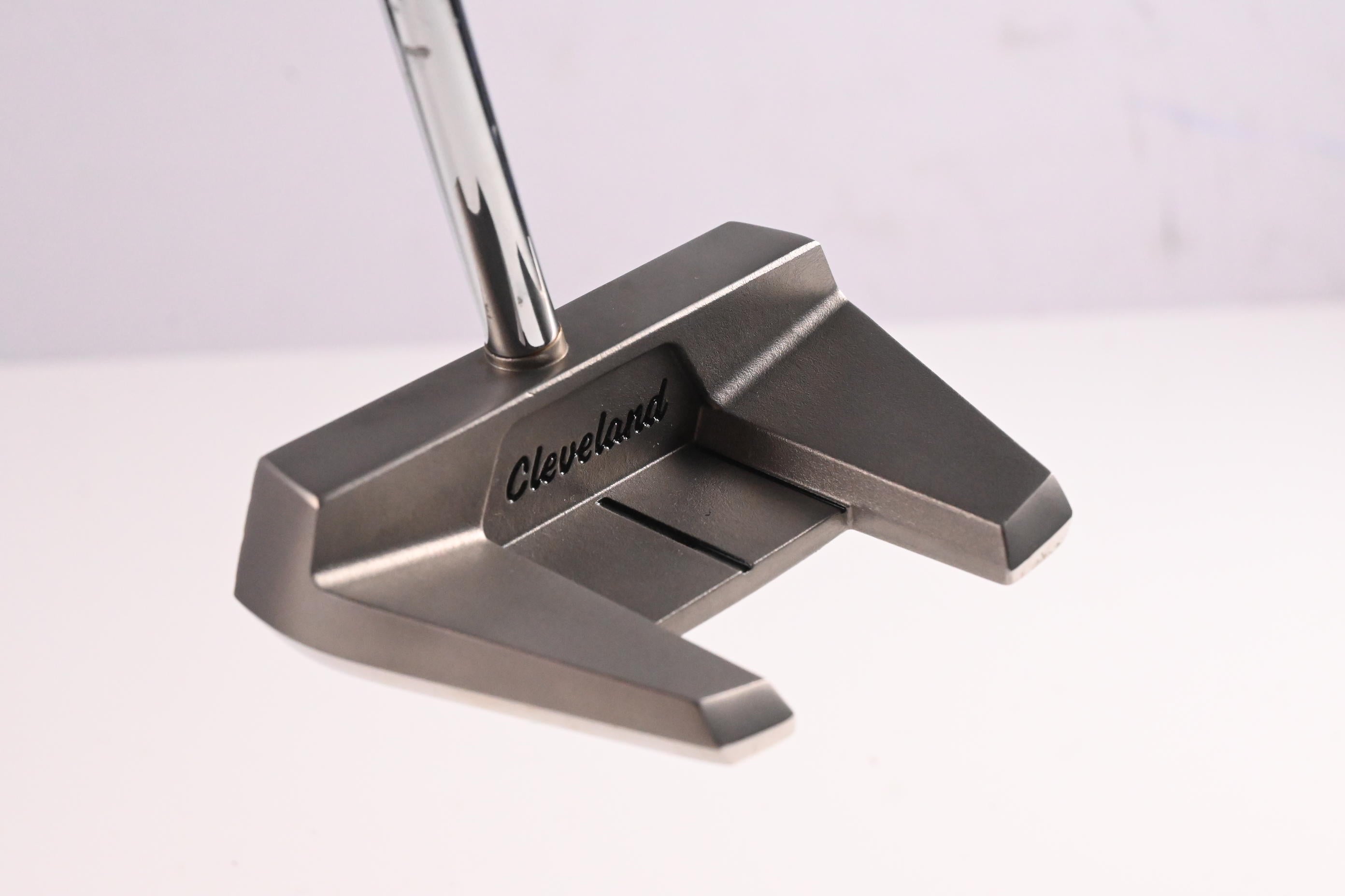 Cleveland HB Soft 2 #11 Broomstick Putter / 48 Inch