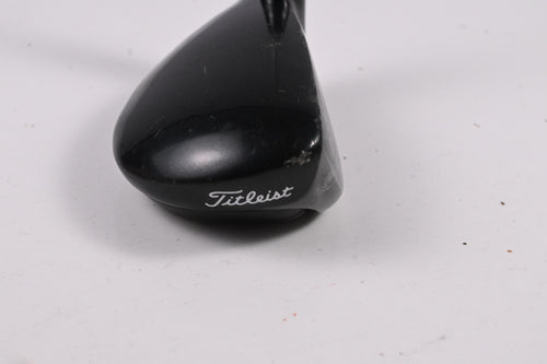 Titleist 915H #2 Hybrid / 17.5 Degree / Stiff Flex Aldila Rogue 85 Shaft