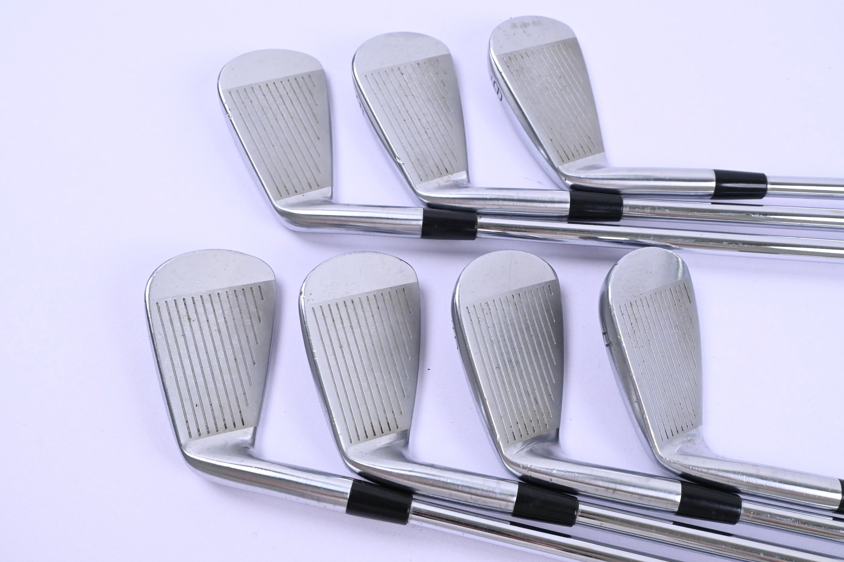 Mizuno JPX 825 Pro Irons / 4-PW / Regular Flex Dynalite Gold XP R300 Shafts