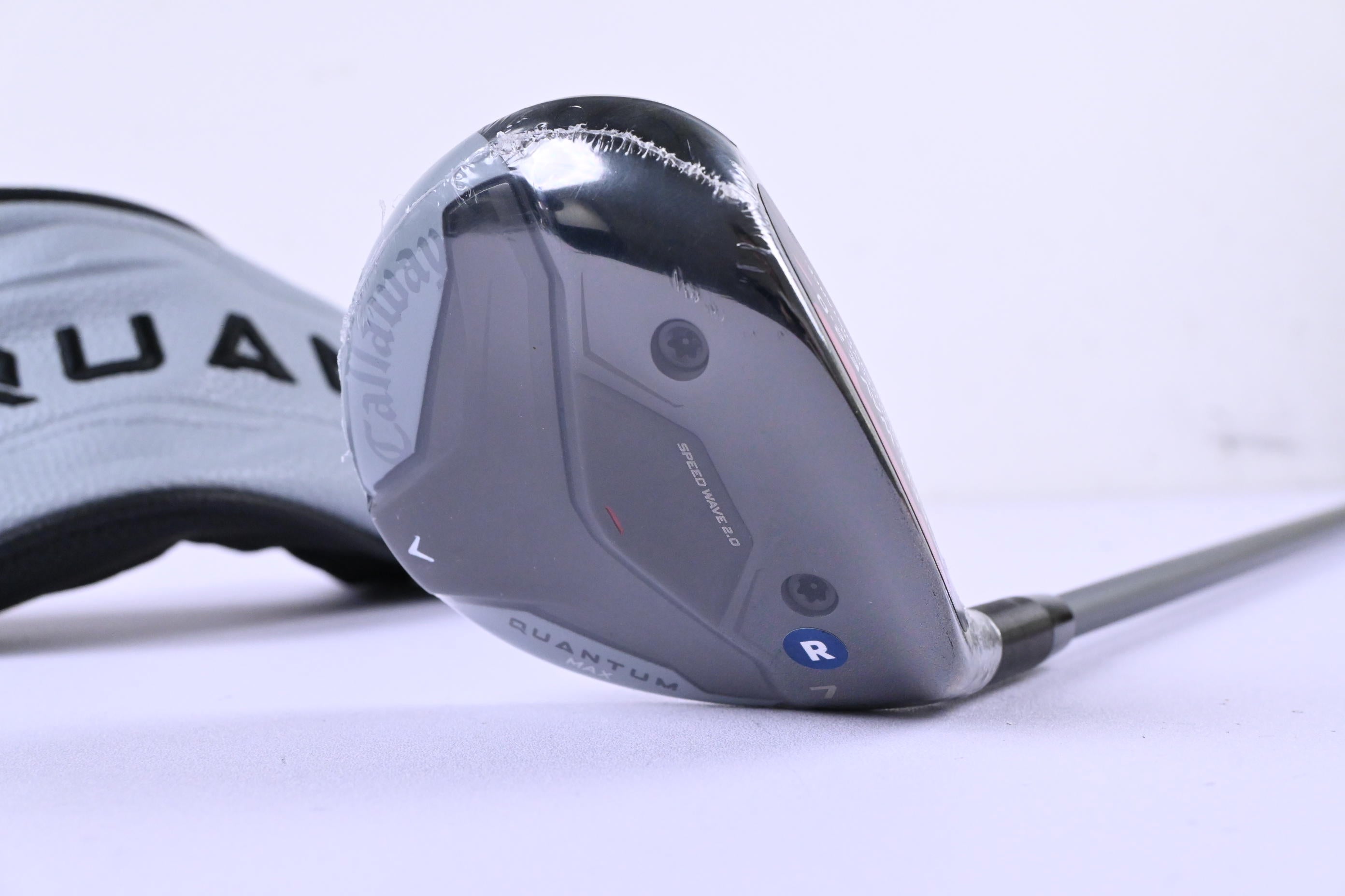 Callaway Quantum Max #7 Wood / 21 Degree / Regular Flex Denali Frost Silver 60