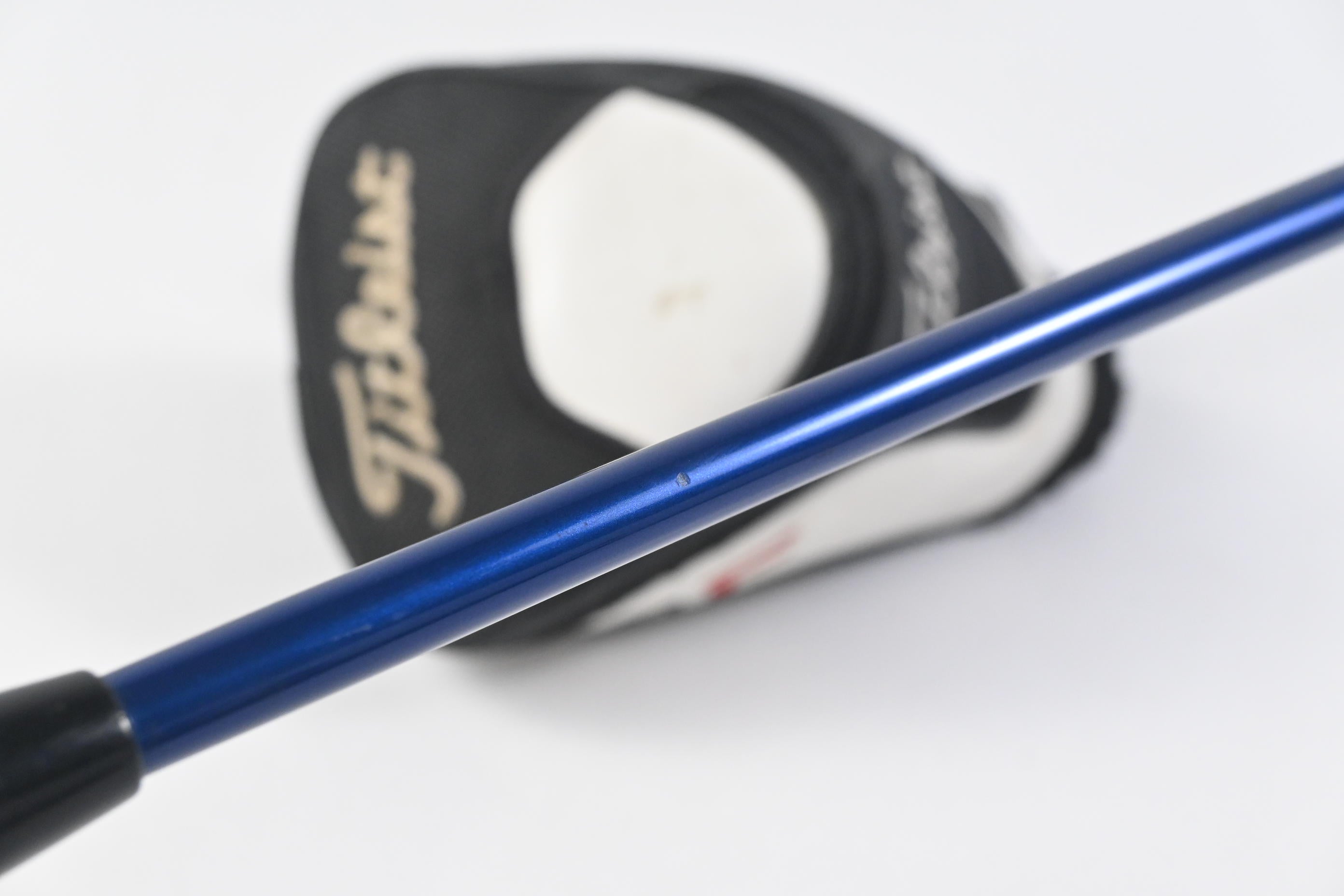Titleist 910 F #7 Wood / 21 Degree / Regular Flex Project X -7D3 70 Shaft