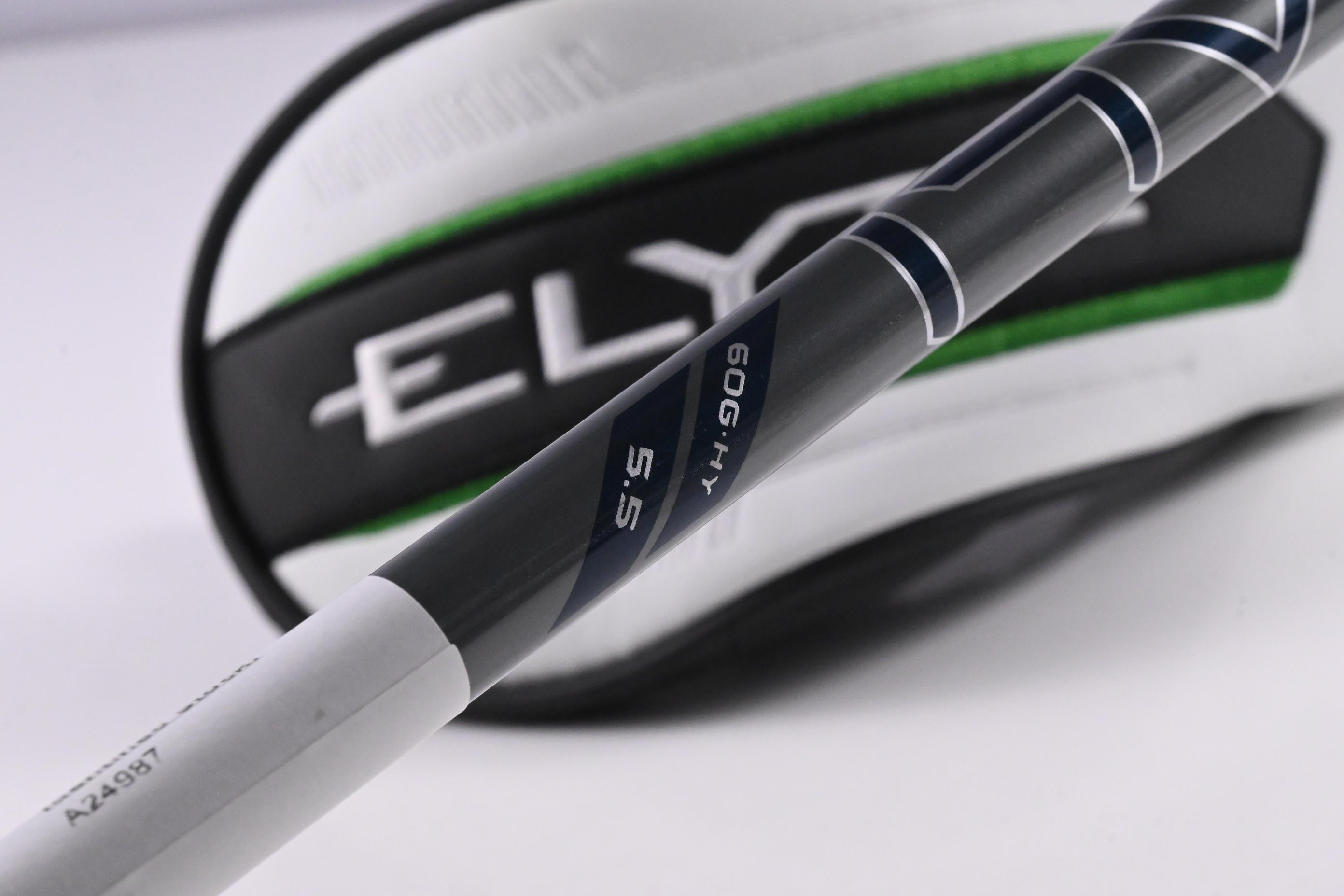 Callaway Elyte X #4 Hybrid / 21 Degree / Regular Flex Denali Charcoal 60 Shaft