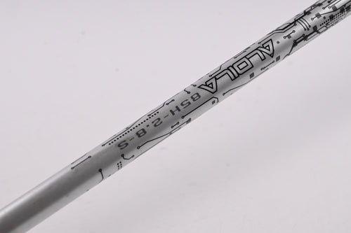 Titleist 915H #2 Hybrid / 17.5 Degree / Stiff Flex Aldila Rogue 85 Shaft