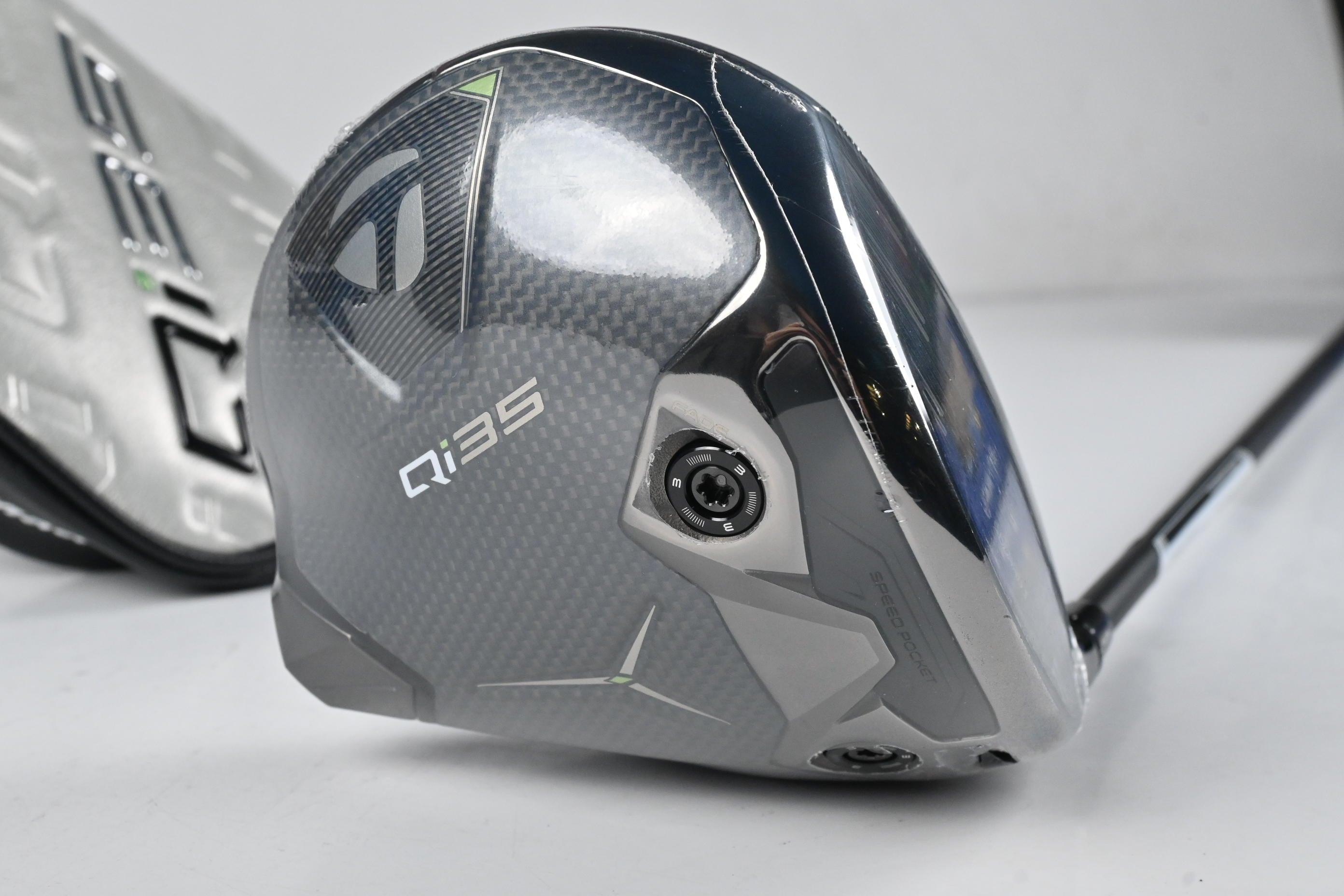 Taylormade Qi35 LS Driver / 9 Degree / Regular Flex Fujikura Ventus Blue 5 Shaft