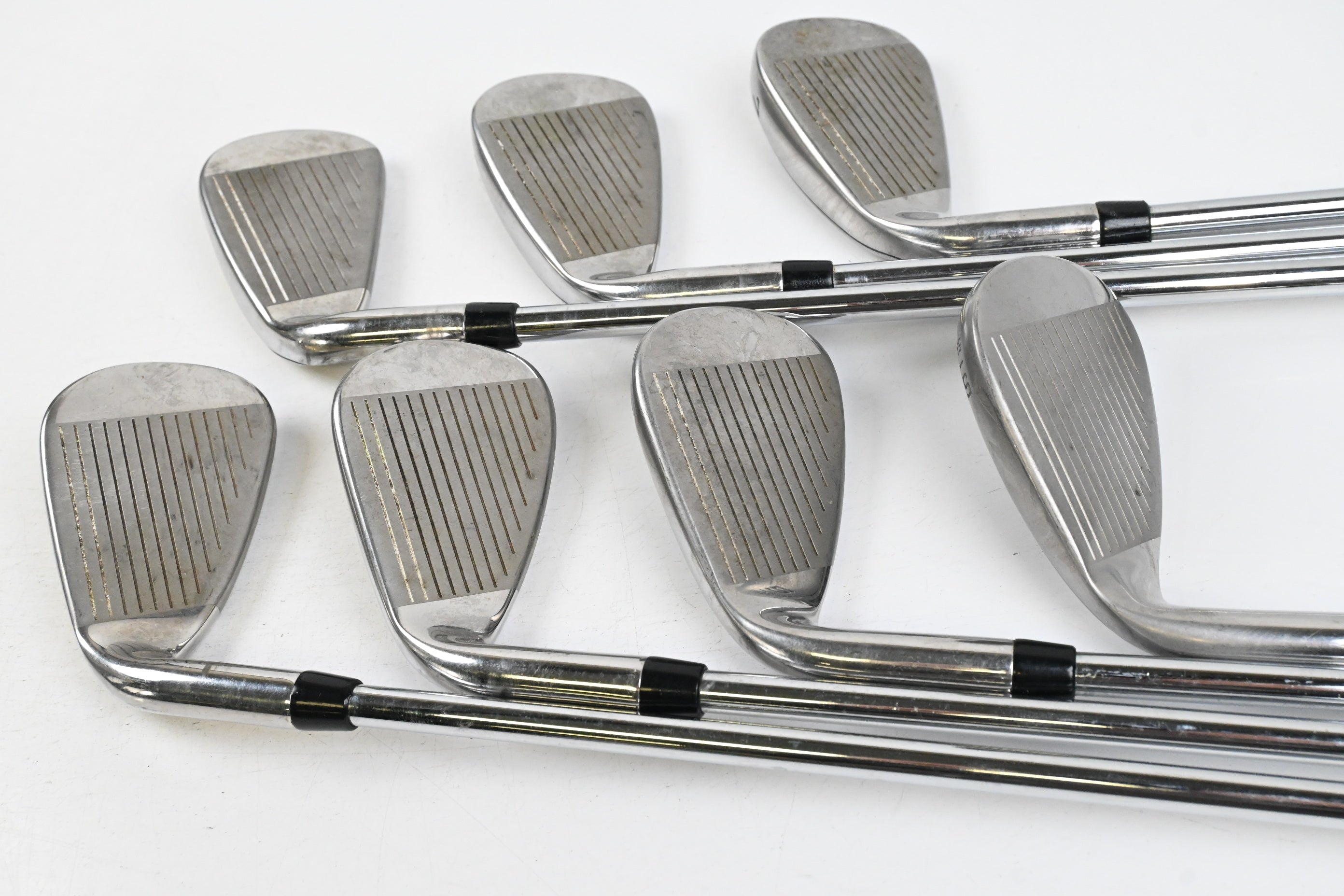 Callaway Rogue ST Max Irons / 5-PW+SW / Regular Flex Elevate MPH 95 Shafts