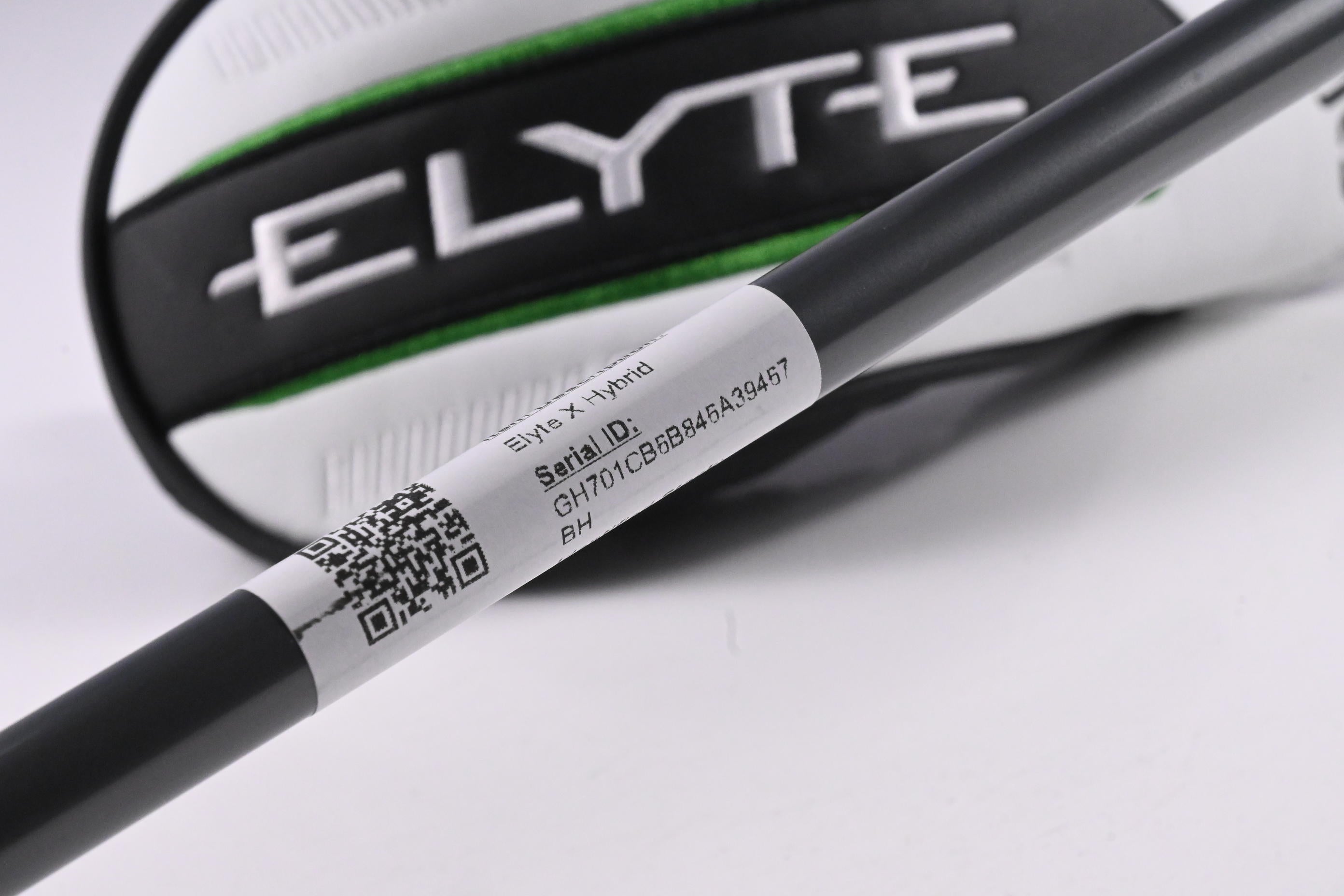 Callaway Elyte X #4 Hybrid / 21 Degree / Regular Flex Denali Charcoal 60 Shaft