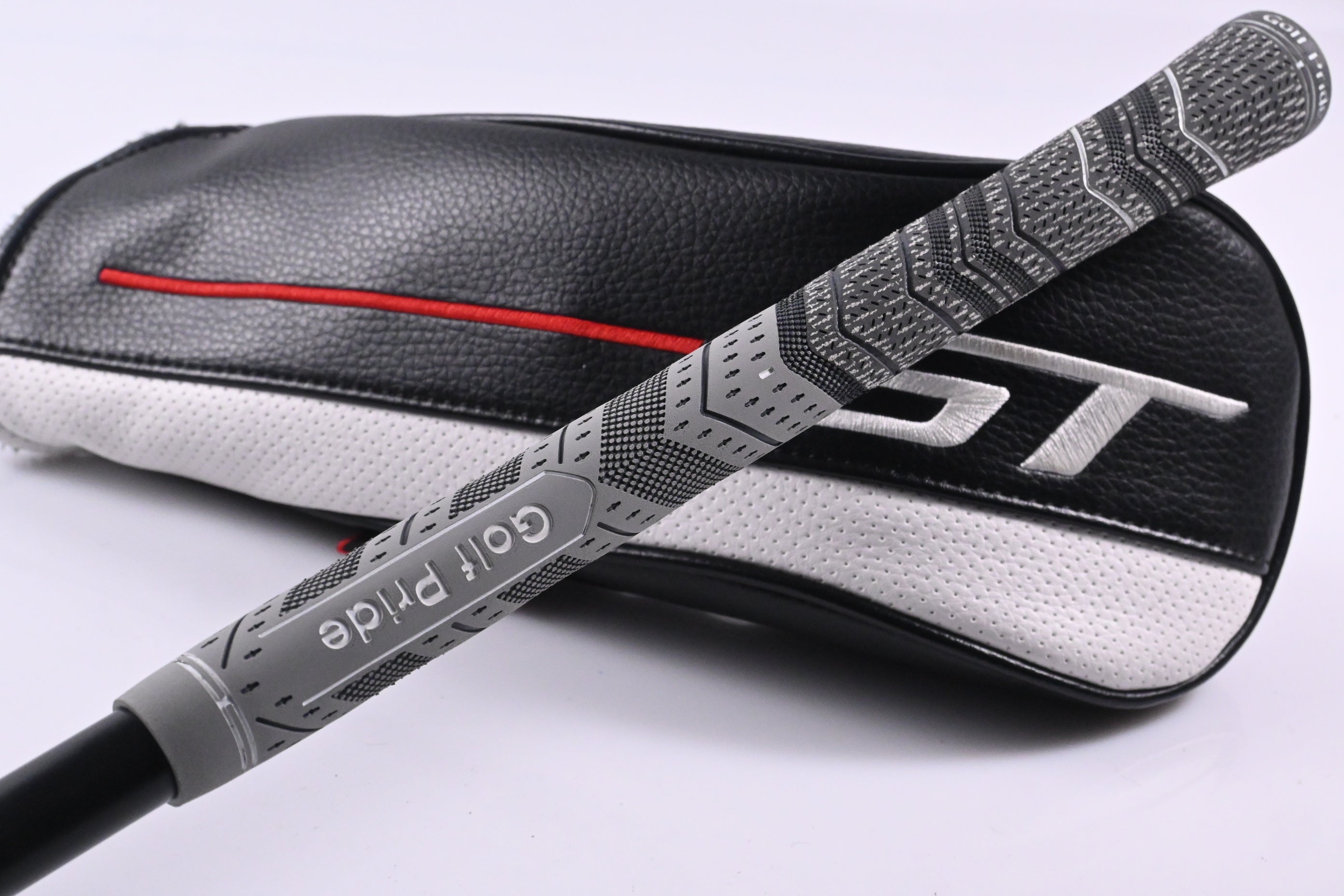 Titleist GT3 #5 Wood / 18 Degree /  Stiff Flex HZRDUS Gen5 Black 70 Shaft