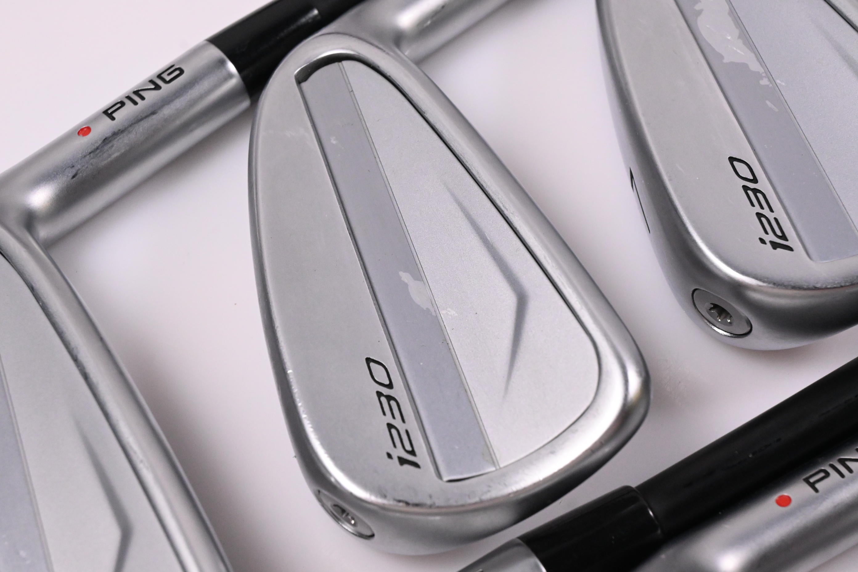 Ping i230 Irons / 5-PW / Red Dot / Regular Flex Ping Alta CB Black Shafts