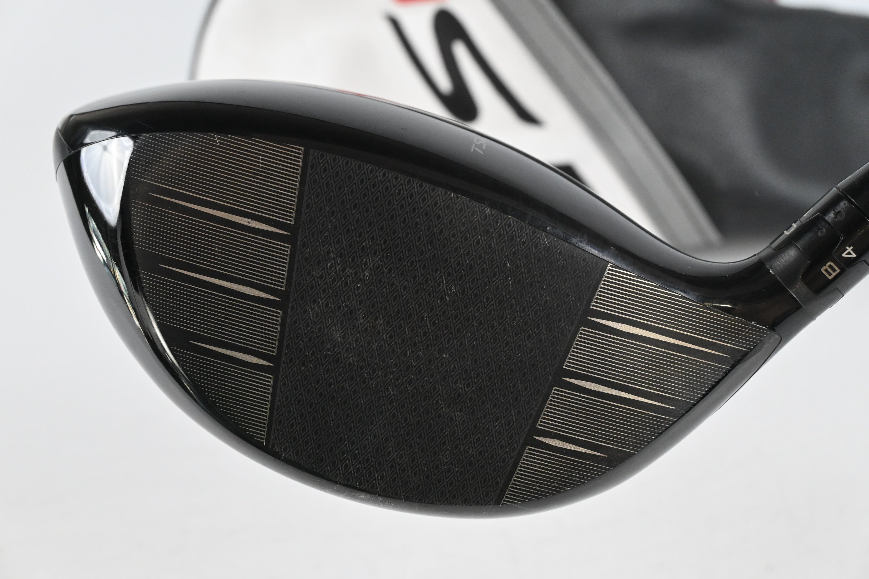 Titleist TSR2 Driver / 9 Degree / Regular Flex Tensei AV Blue 55 Shaft