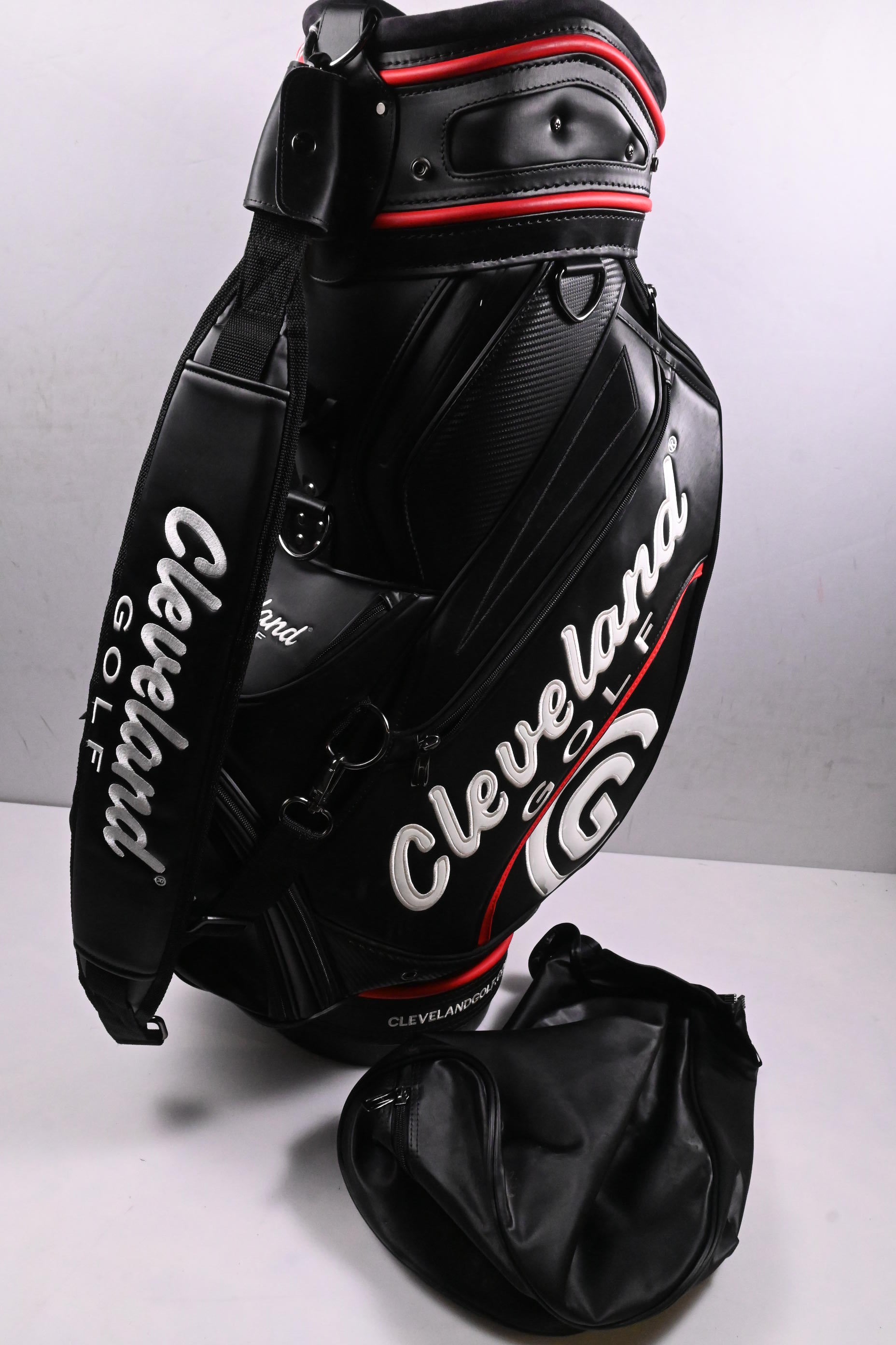 Cleveland Tour Bag / 6-Way Divider / Black, Red