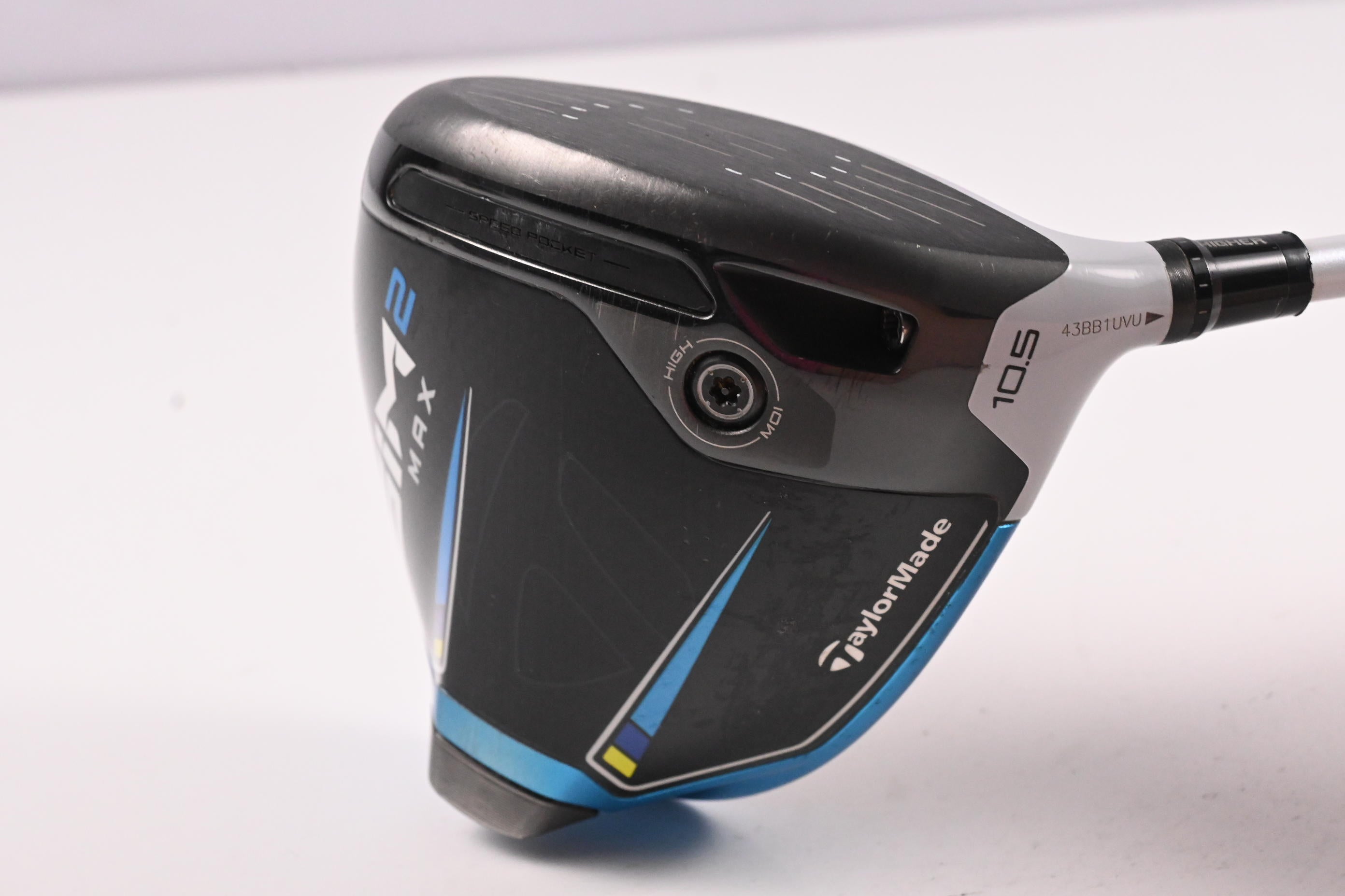 Taylormade SIM2 Max Driver / 10.5 Degree / Stiff Flex Aldila Ascent 50 Shaft