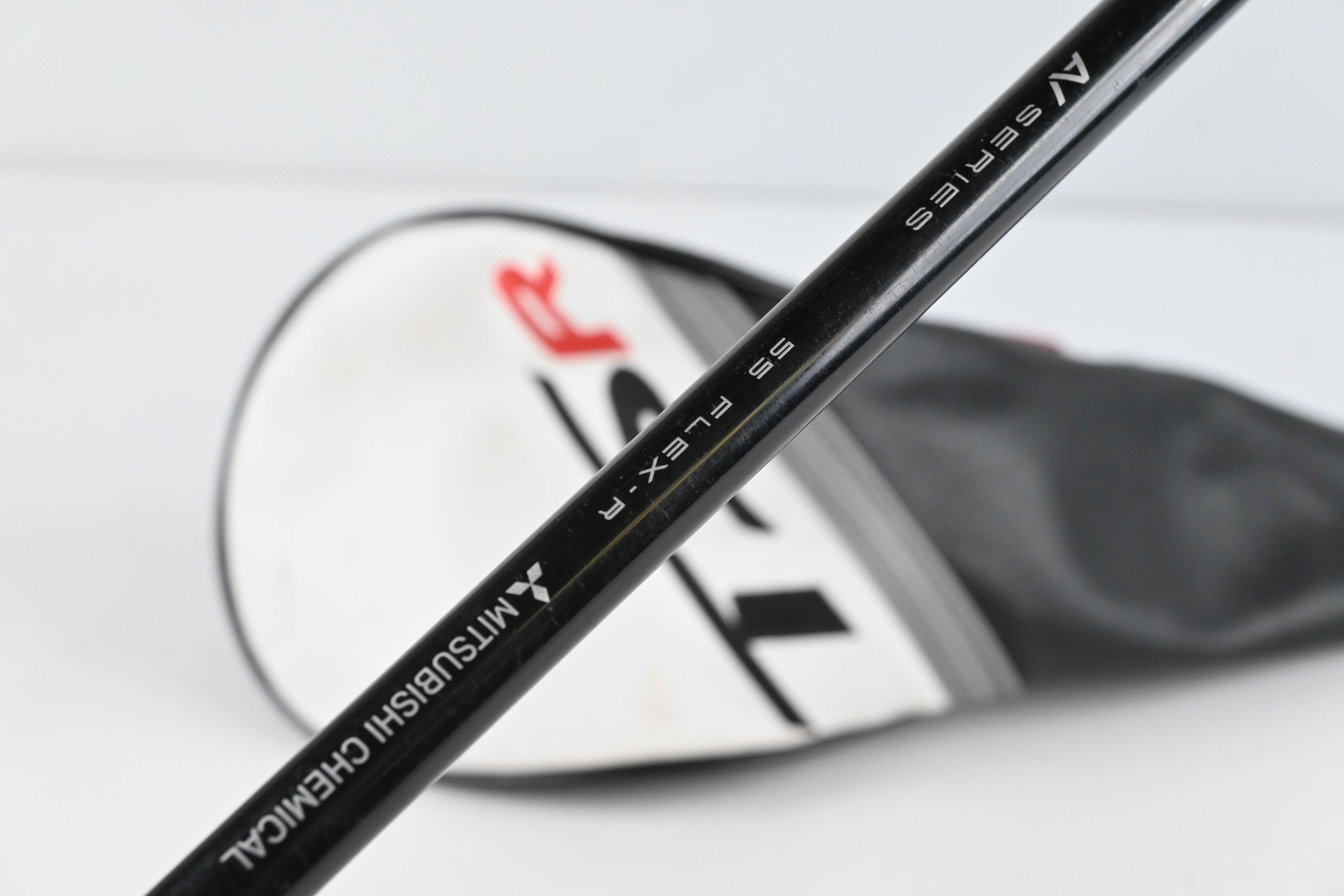Titleist TSR2 Driver / 9 Degree / Regular Flex Tensei AV Blue 55 Shaft