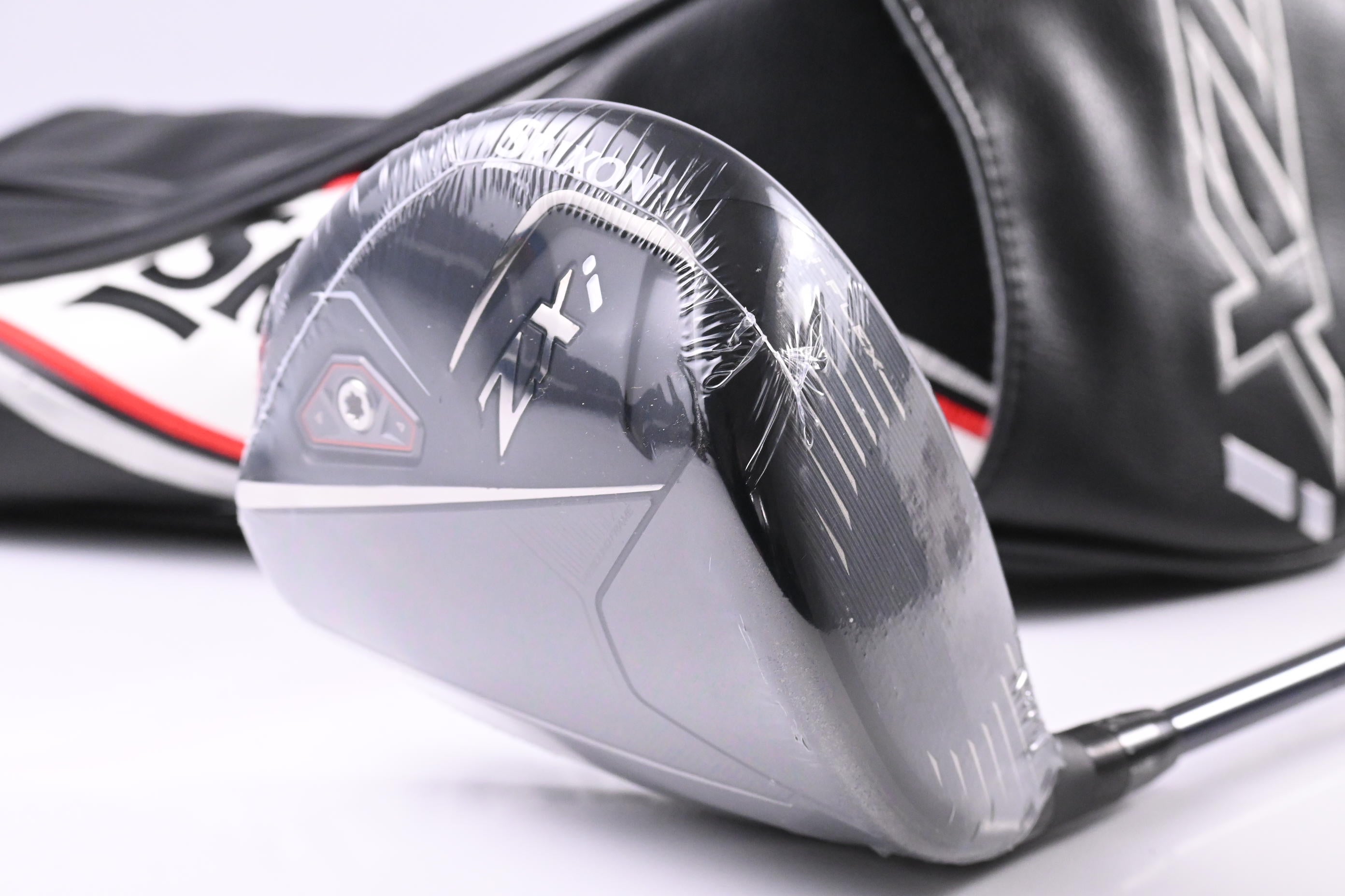 Srixon ZXi Driver / 10.5 Degree / Regular Flex Fujikura Ventus TR Blue 6 Shaft