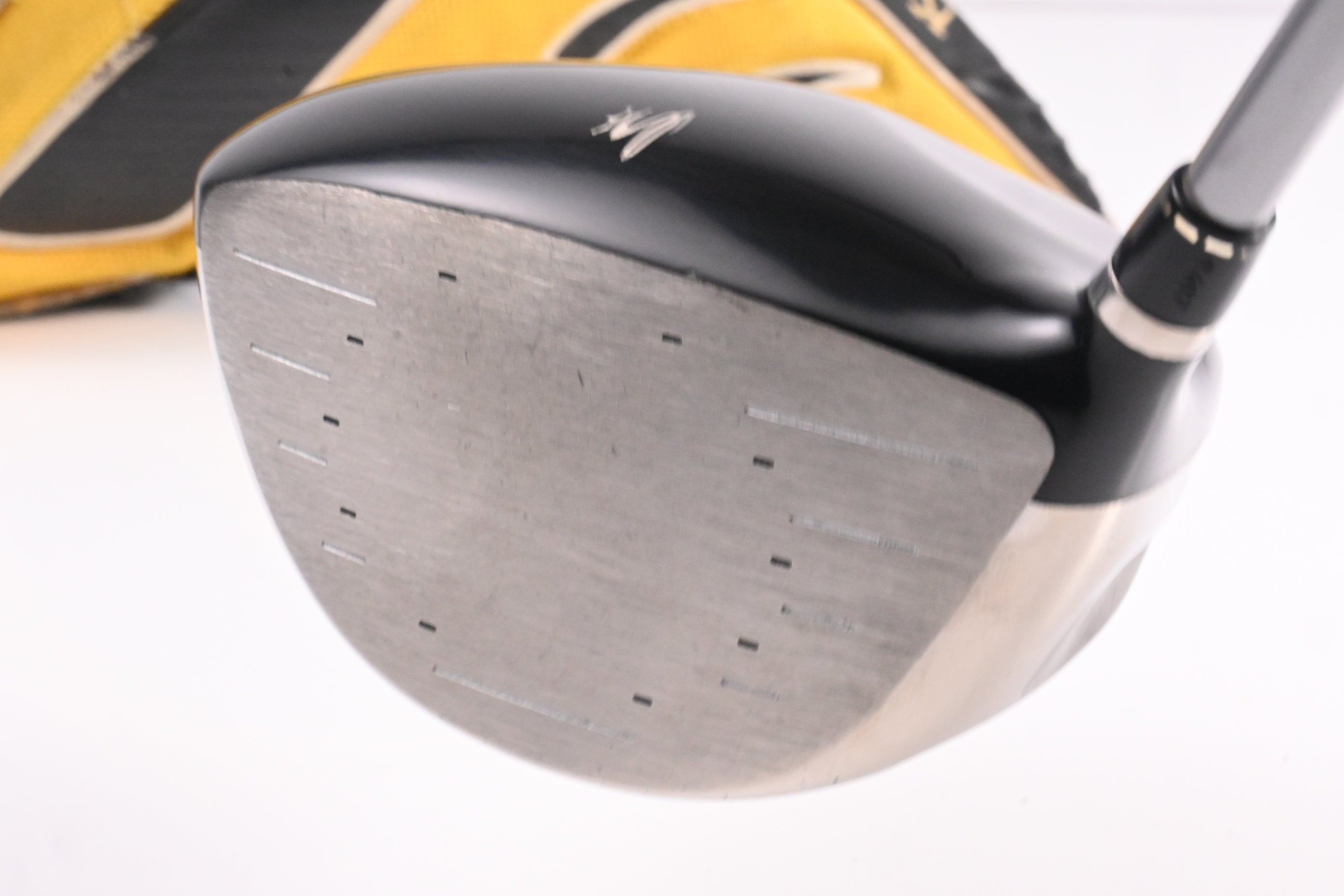 Cobra HS9 Driver / 10 Degree / Regular Flex Graphite Design YS-5.6 55 Shaft