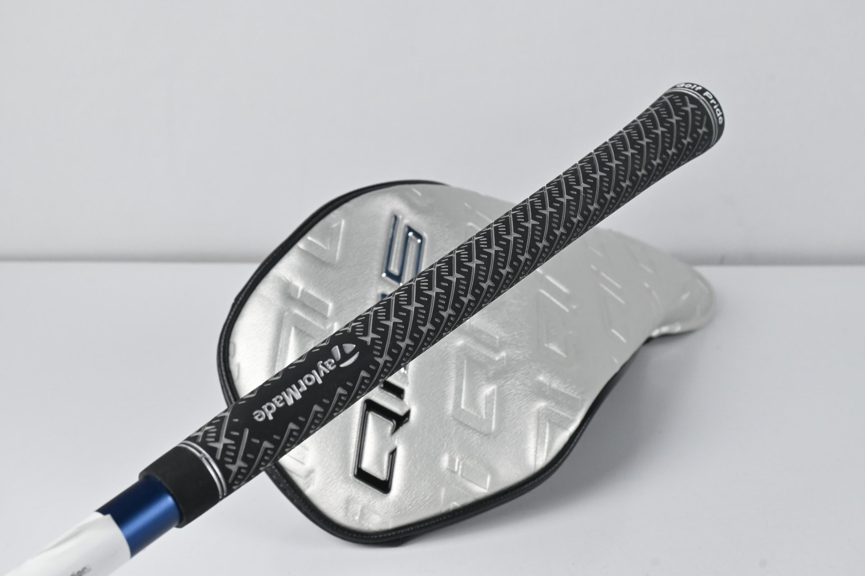 Taylormade Qi35 LS Driver / 9 Degree / Regular Flex Fujikura Ventus Blue 5 Shaft