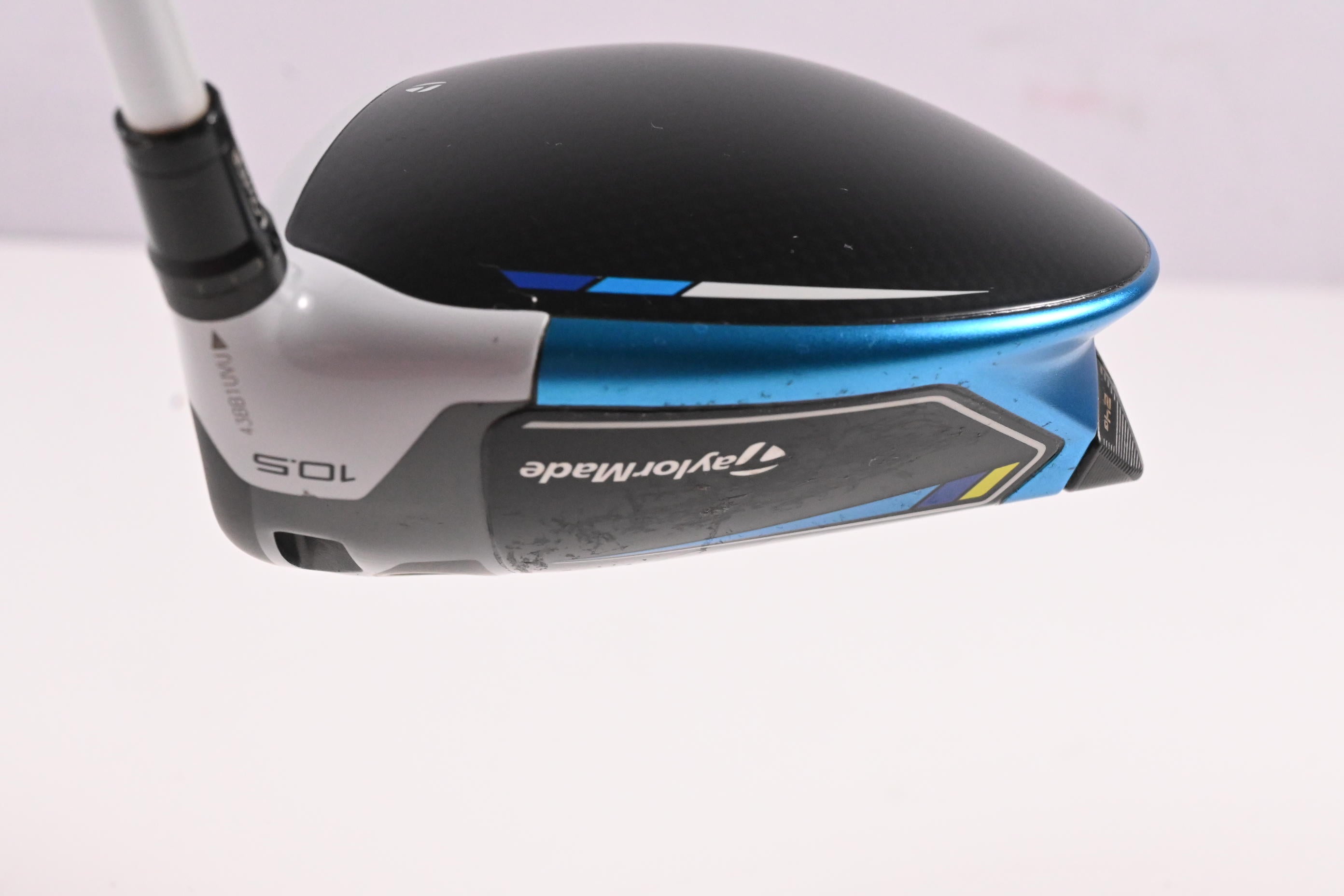 Taylormade SIM2 Max Driver / 10.5 Degree / Stiff Flex Aldila Ascent 50 Shaft